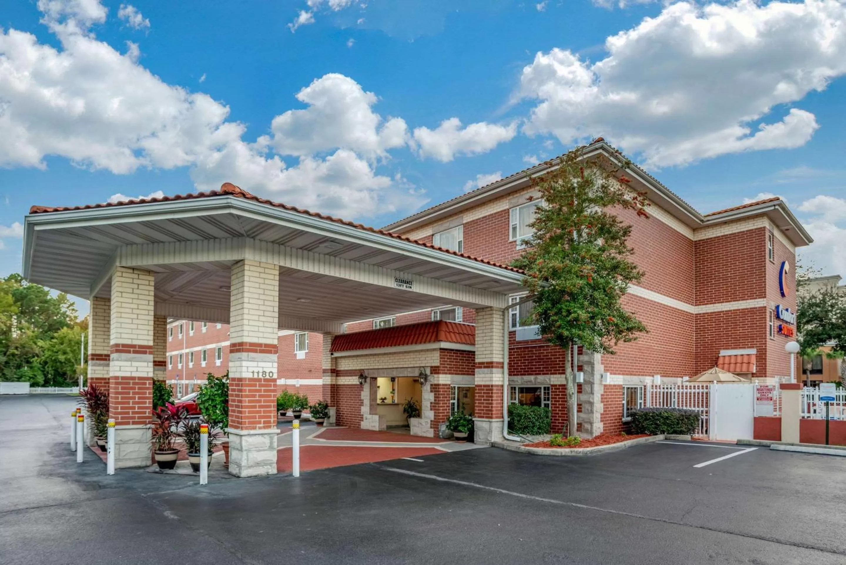 Comfort Suites Jacksonville Airport