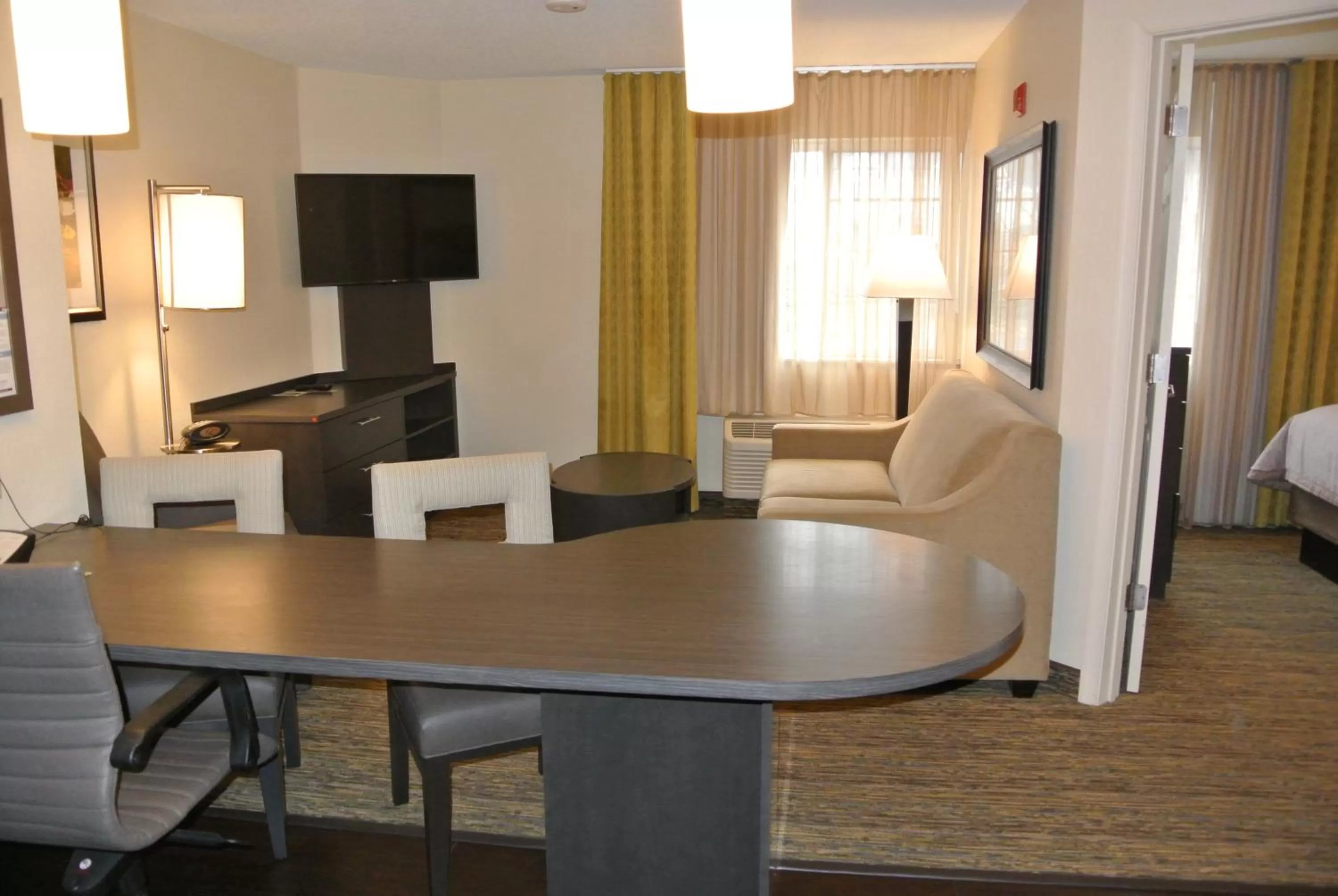 One-Bedroom Suite in Candlewood Suites Washington-Fairfax by IHG