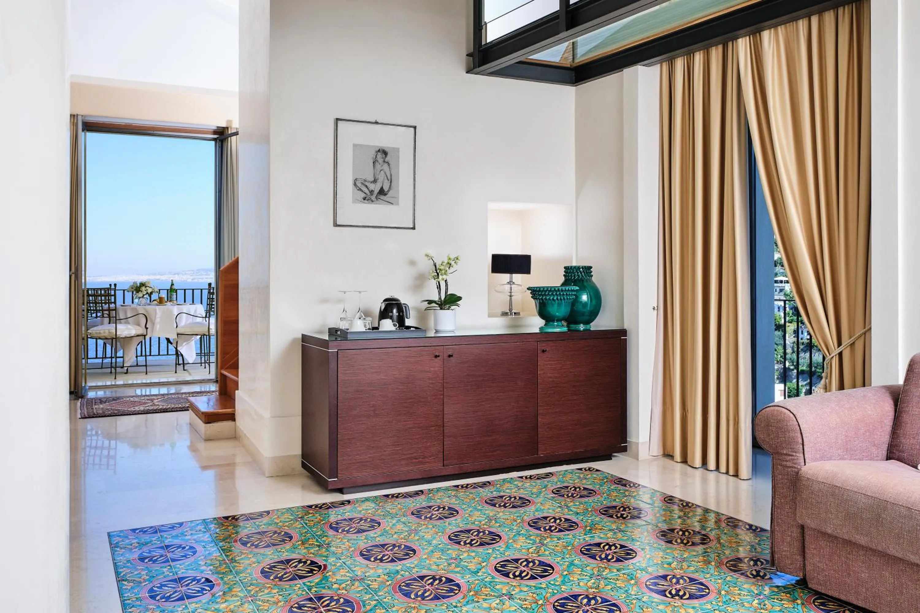 Grand Suite with Sea View in Grand Hotel Angiolieri