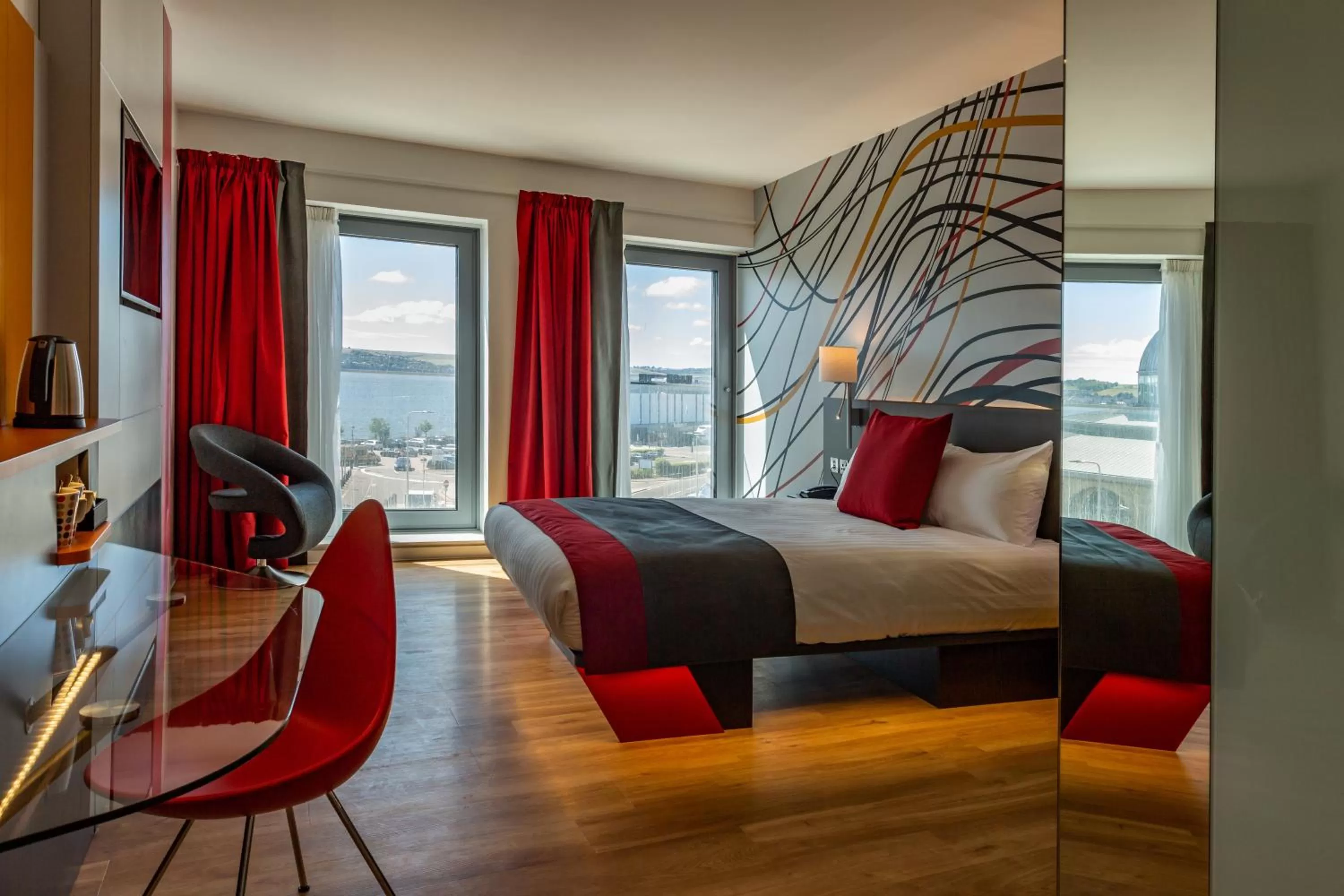 Superior Room in Four Points Flex by Sheraton Dundee