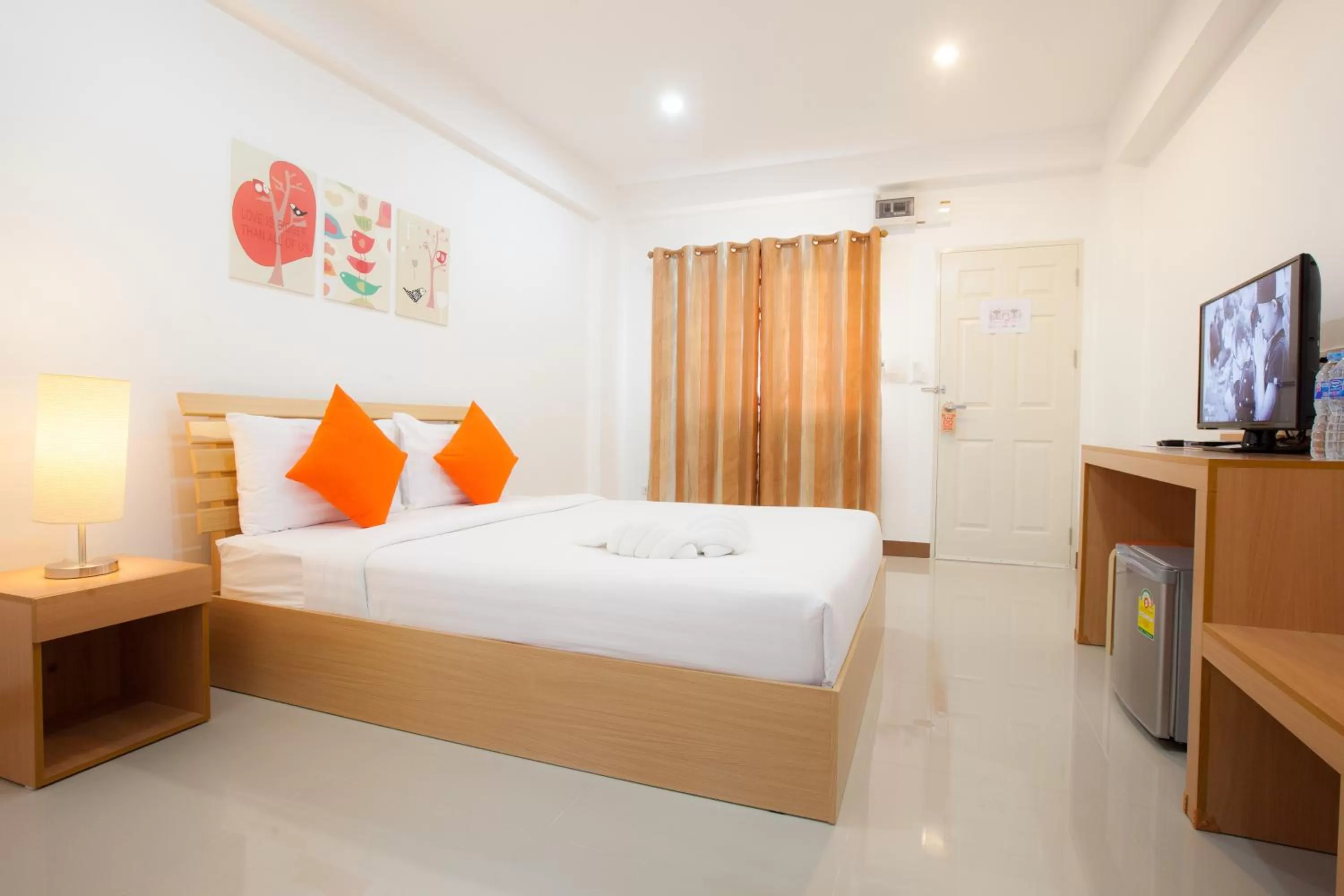 Standard Double Room in Meesuk ChiangRai Hotel, SHA Certified