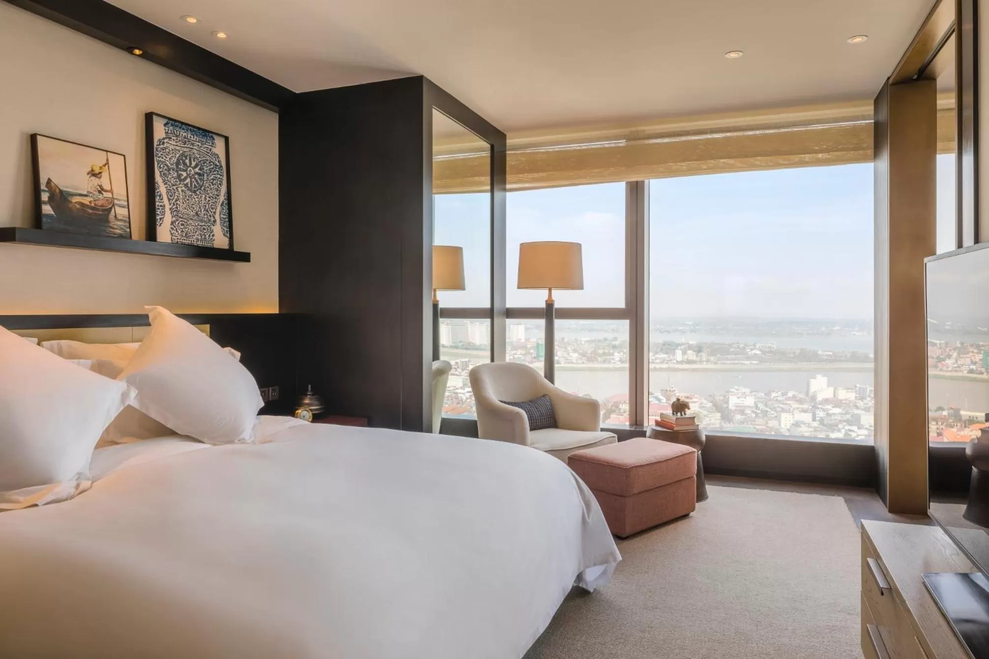 Mekong Suite  in Rosewood Phnom Penh