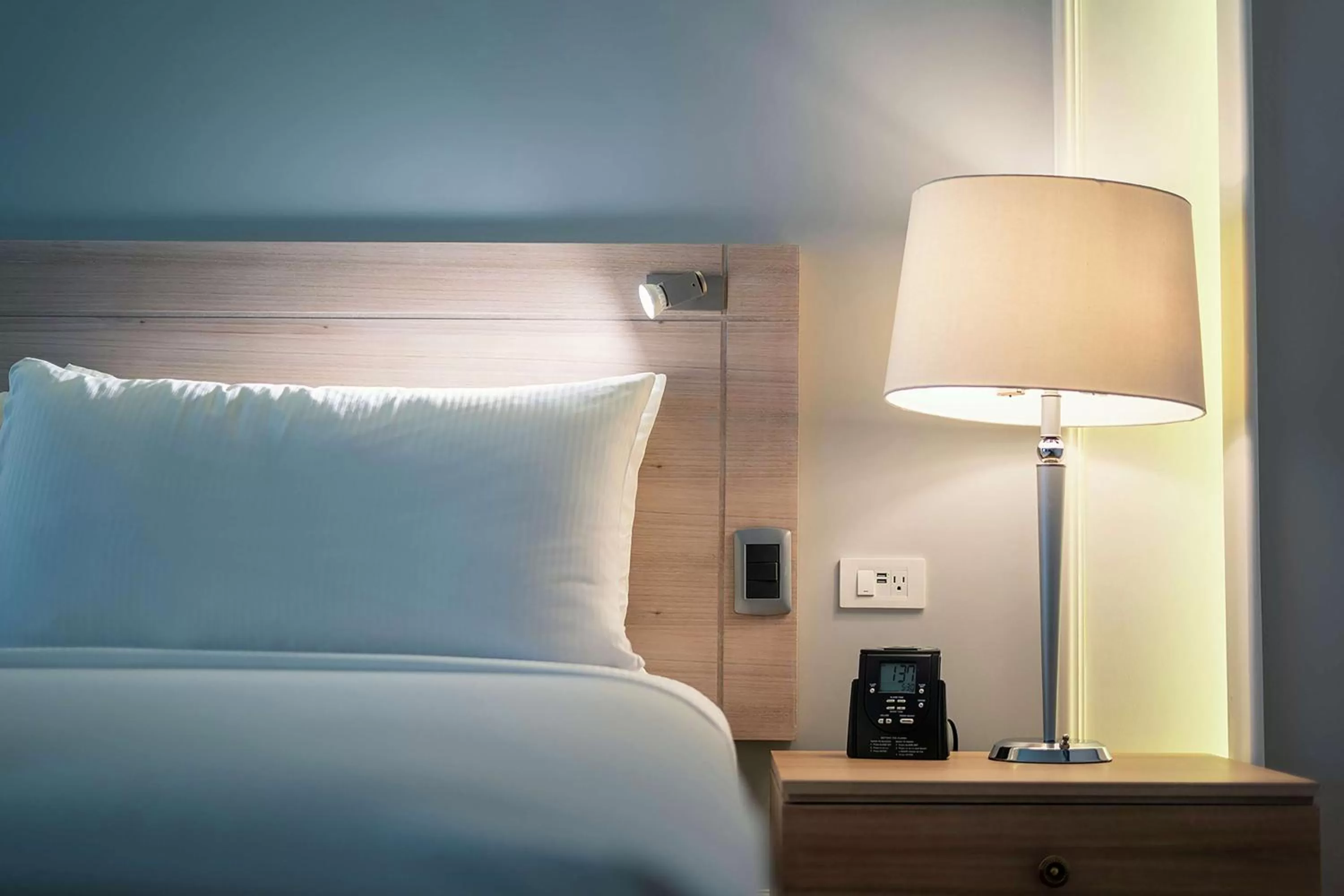 Deluxe King Room - Mobility Accessible in Hilton Colon Guayaquil Hotel