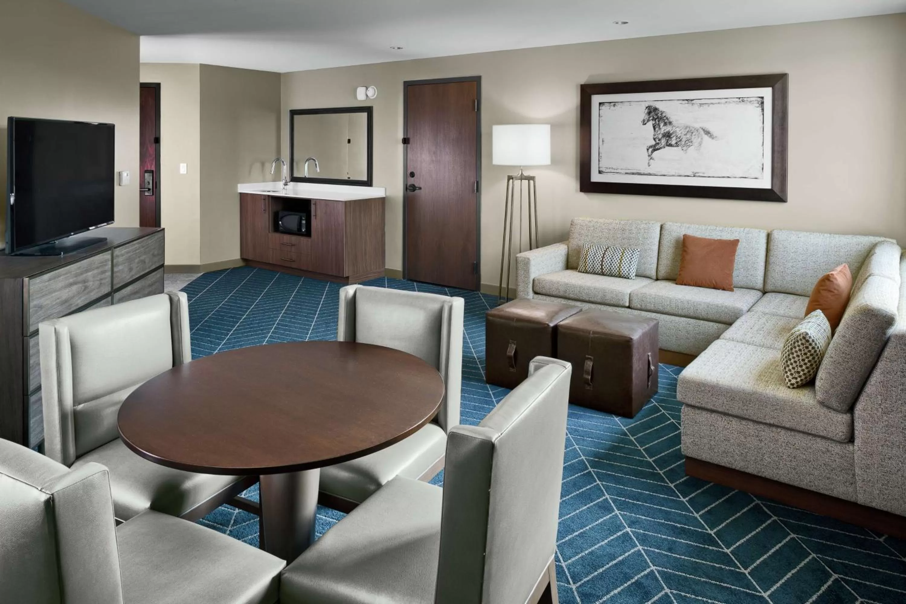 One-Bedroom King Suite in The Bevy Hotel Boerne, A Doubletree By Hilton