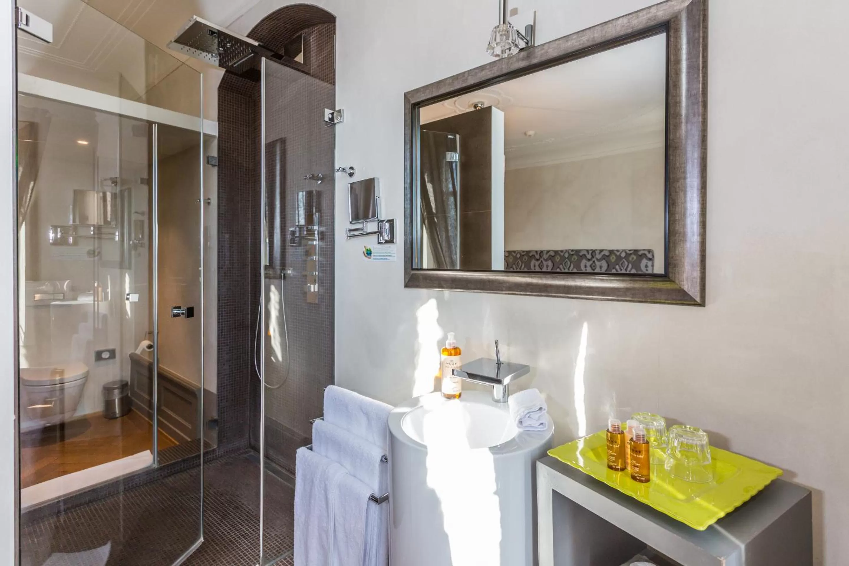 Bathroom in La Maison d'Igor