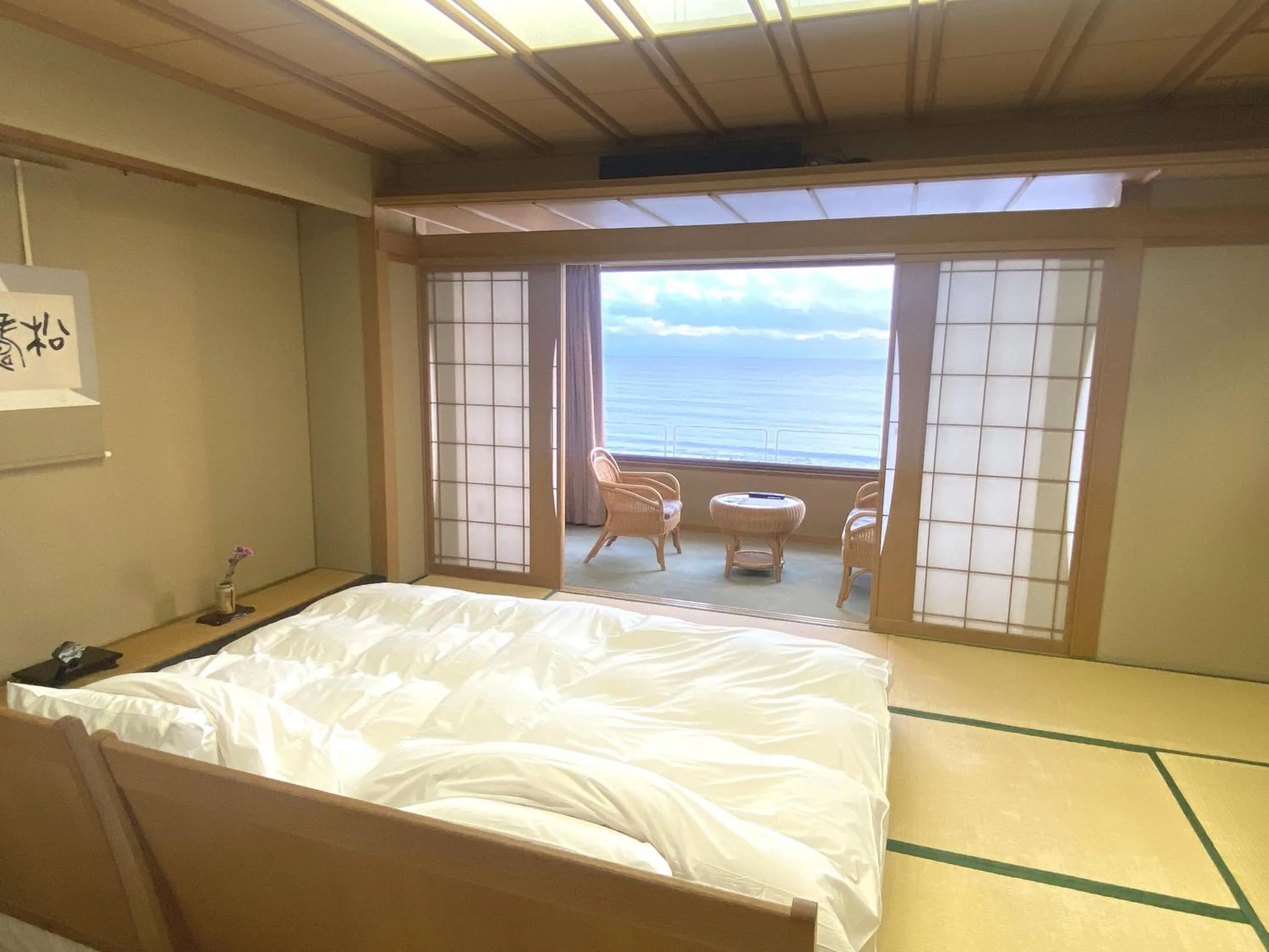 Japanese-Style Superior Room - single occupancy - Breakfast and Dinner Included in Wakamatsu Hot Spring Resort
