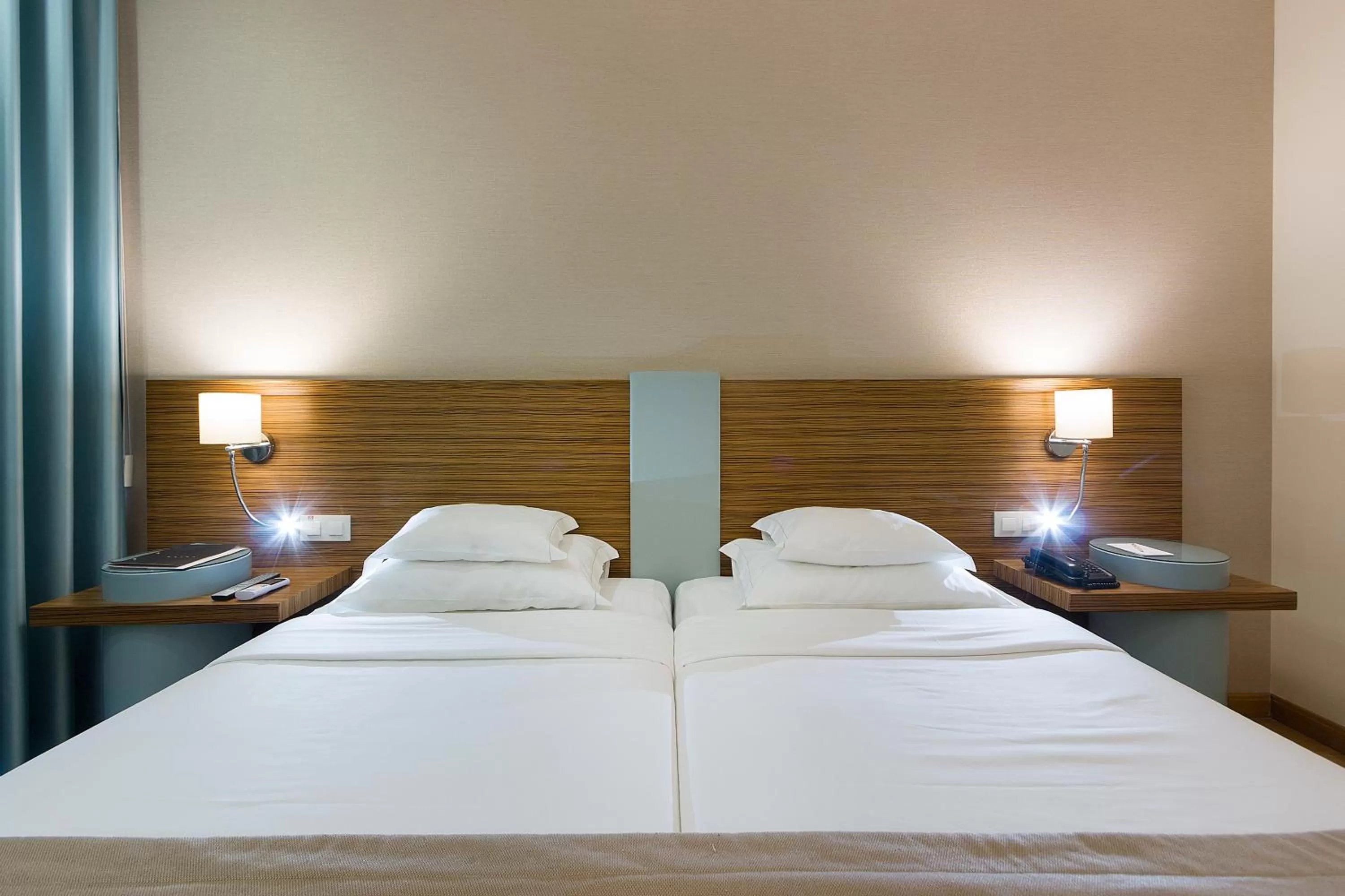 Double or Twin Room with Balcony - single occupancy in Hotel Meira