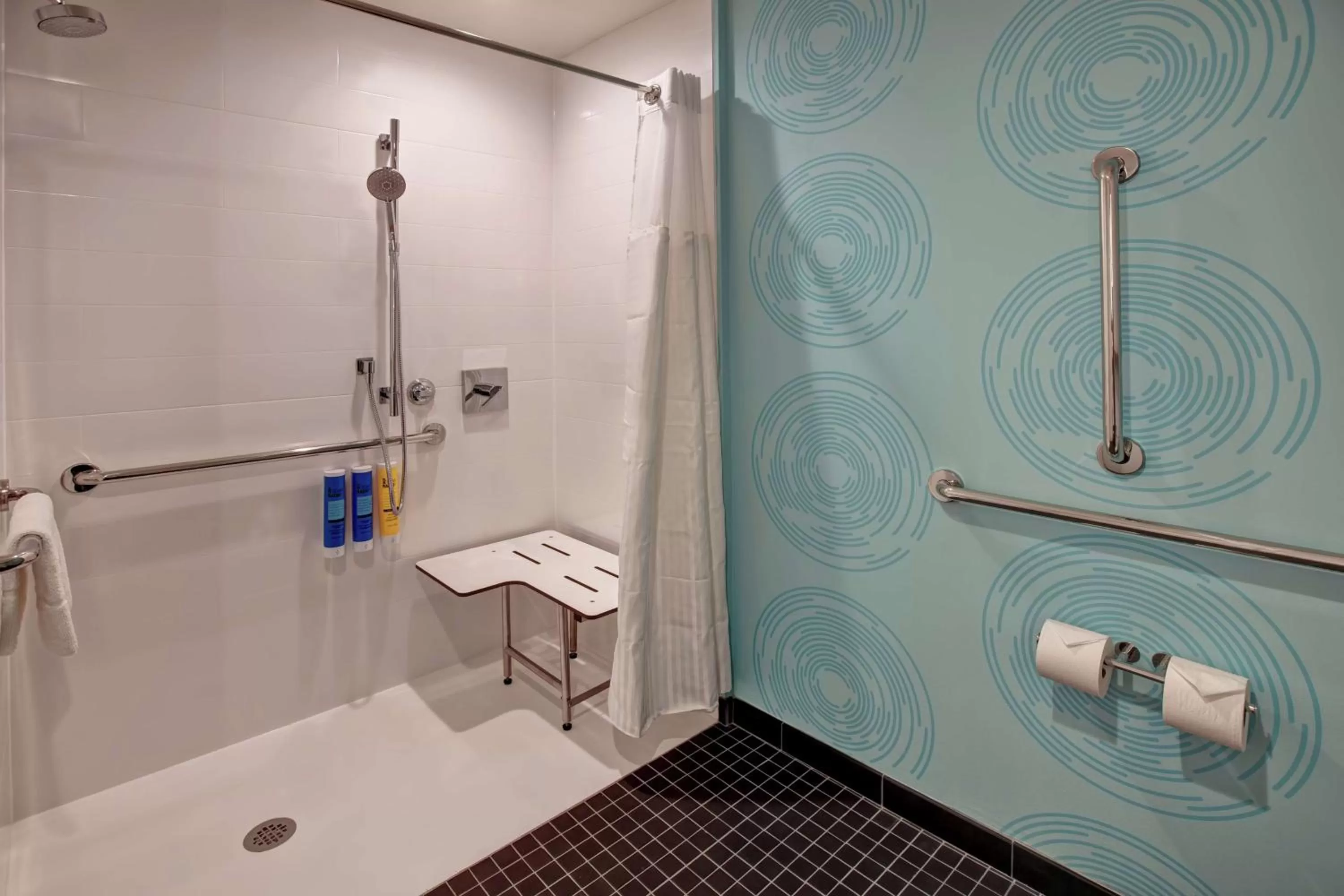 Bathroom in Tru By Hilton Oxford