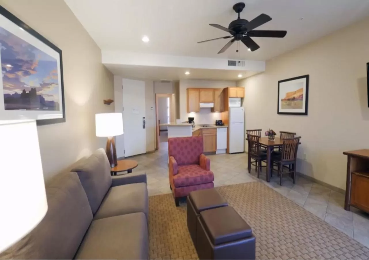 One-Bedroom Suite in Bell Rock Inn