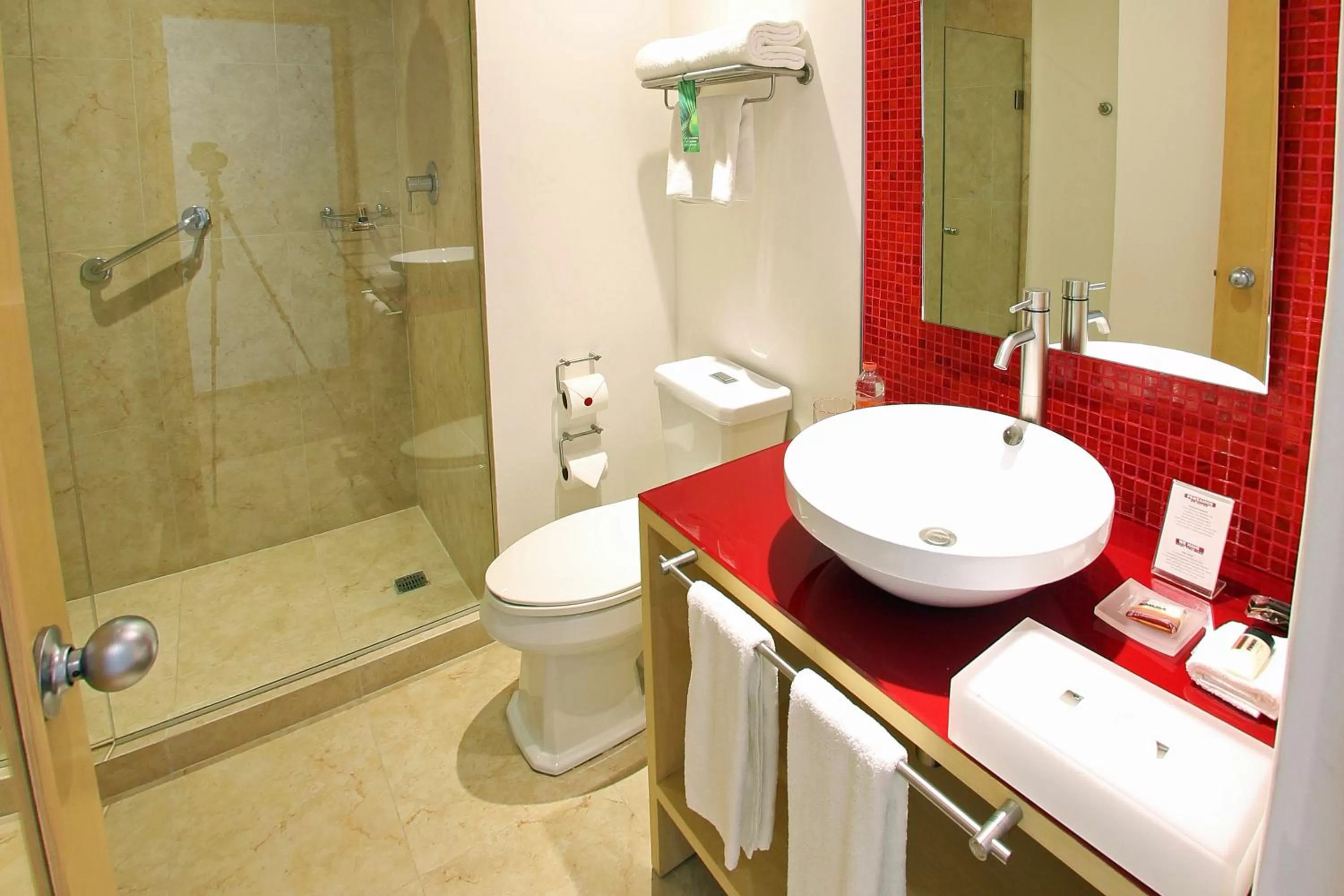 Junior Suite in Fiesta Inn Perinorte