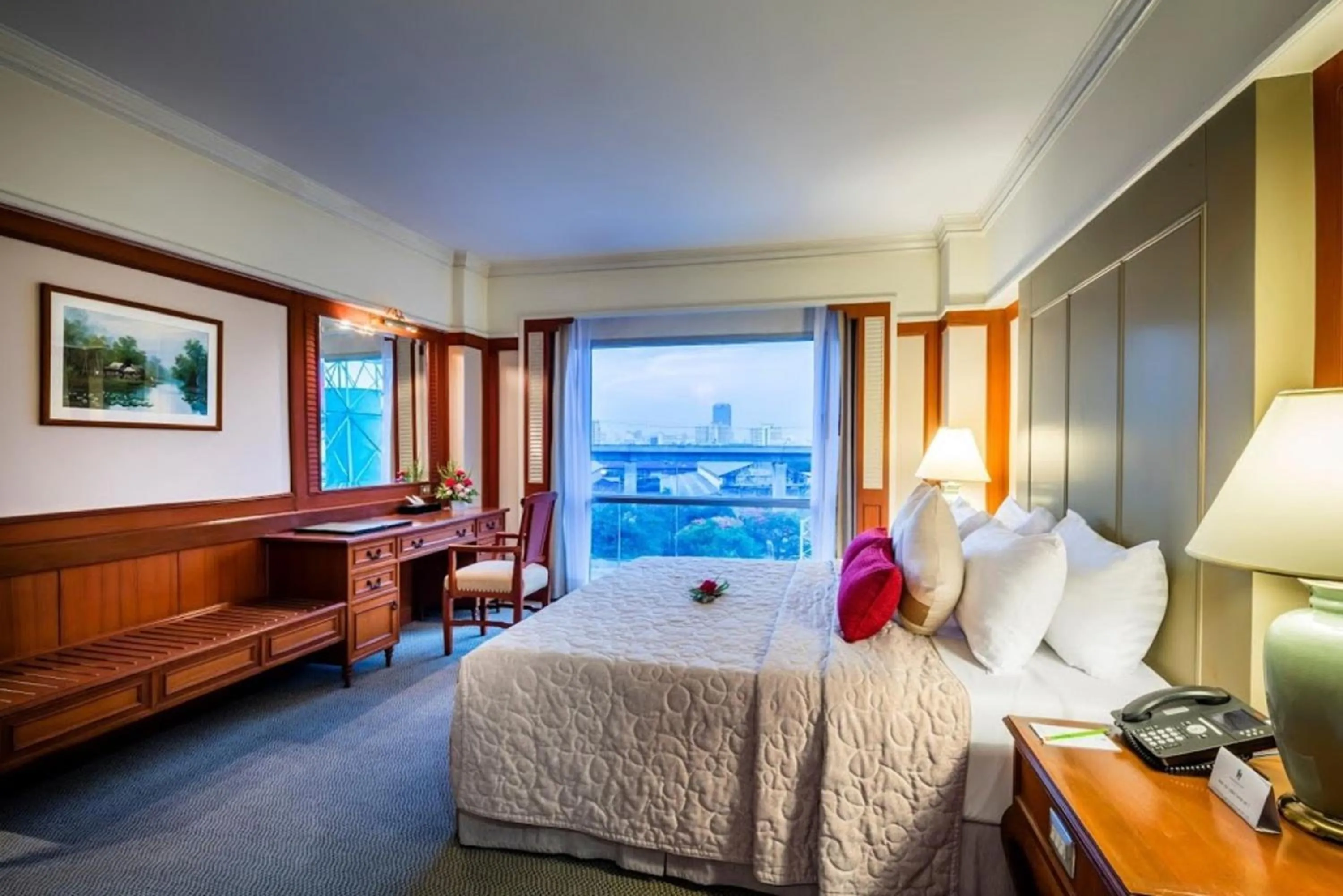 Junior Suite in Bangkok Palace Hotel