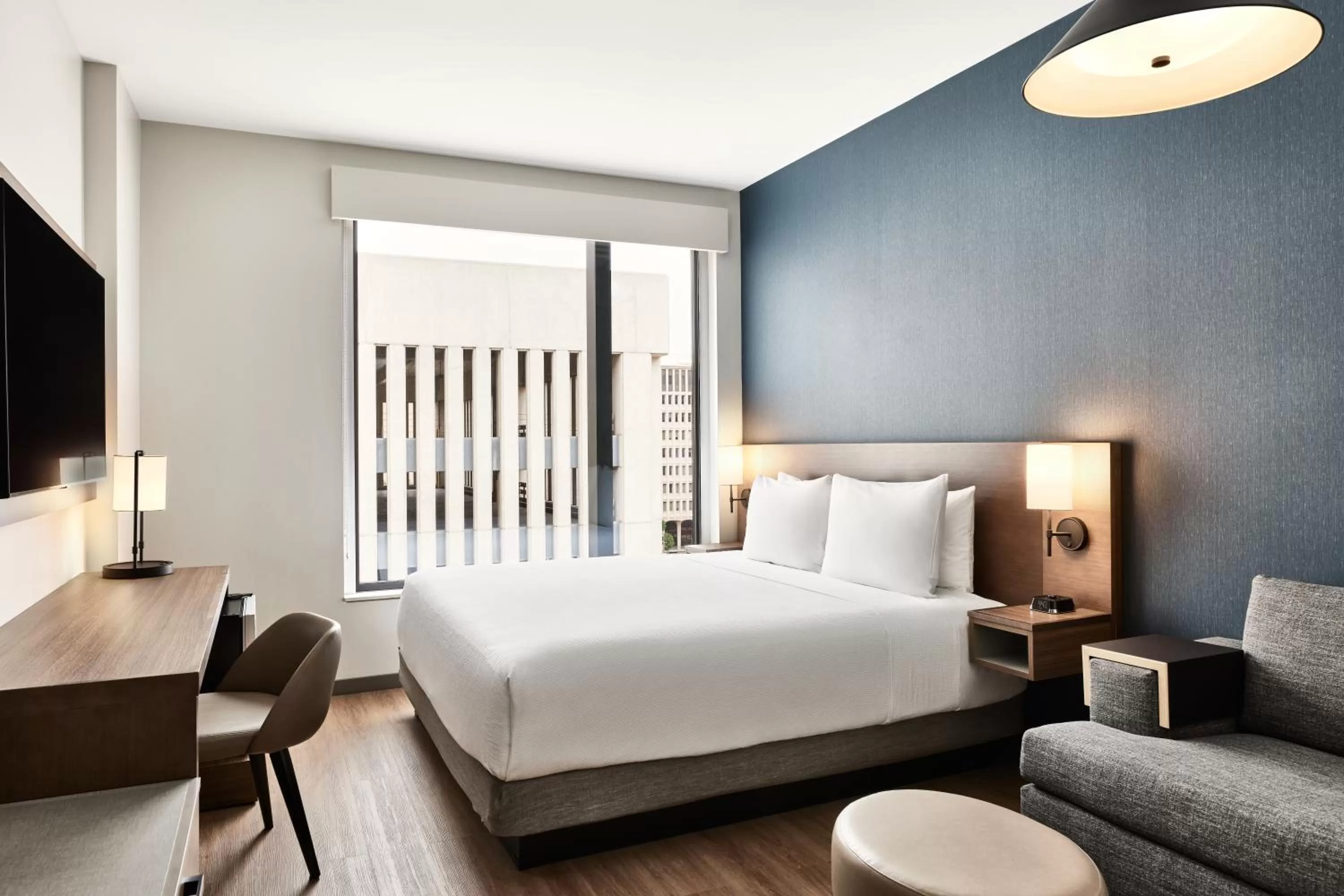 King Room with City View in Hyatt Place Phoenix/Downtown