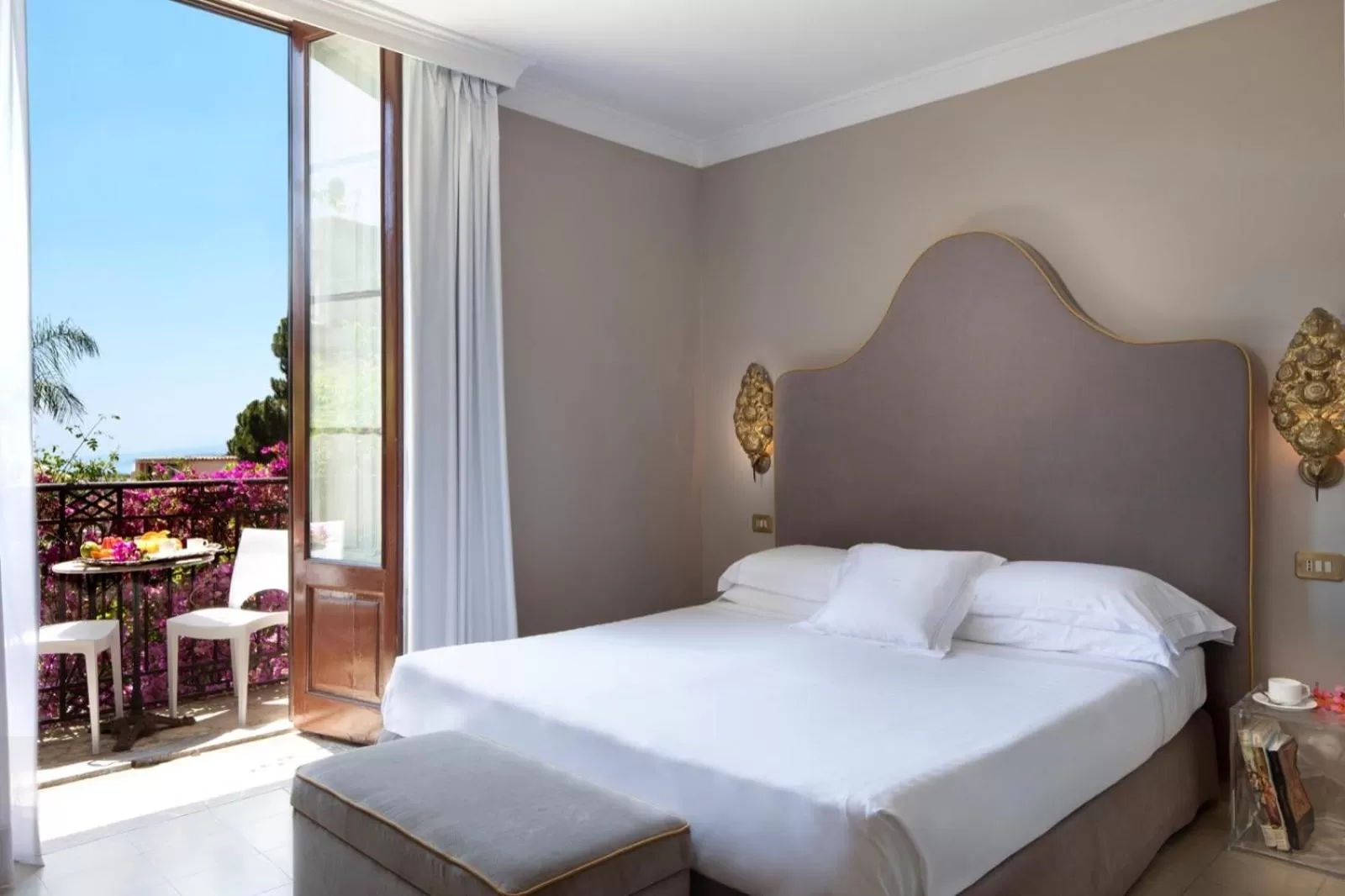 Superior Double Room in Hotel Villa Taormina