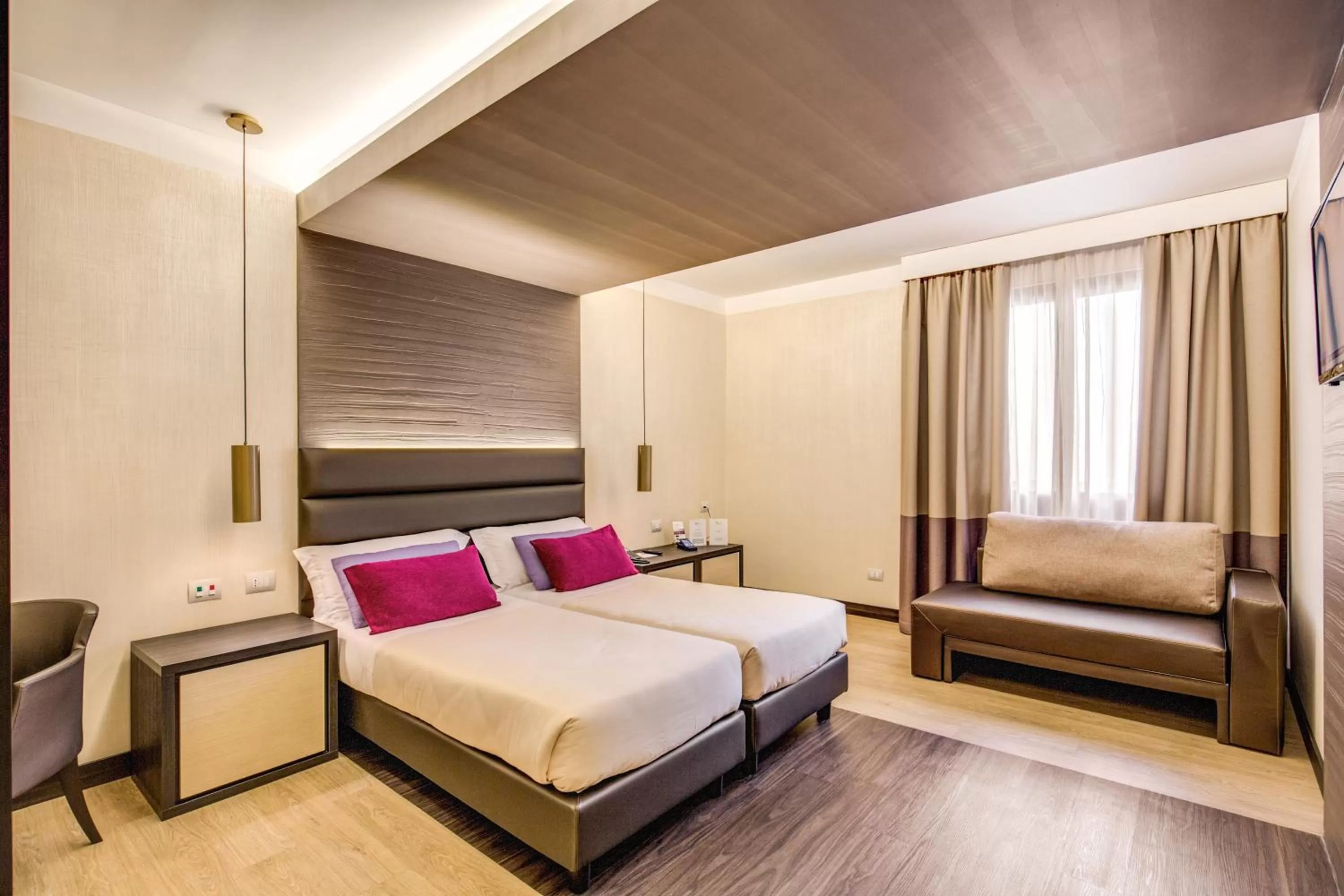 Junior Suite with Garden View in Warmthotel