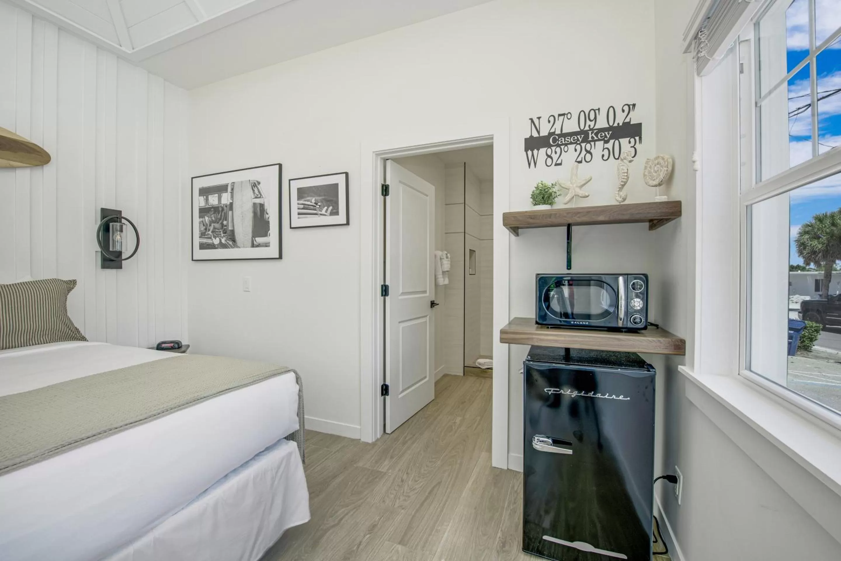  Beachfront King Room in Casey Key Resorts - Beachfront