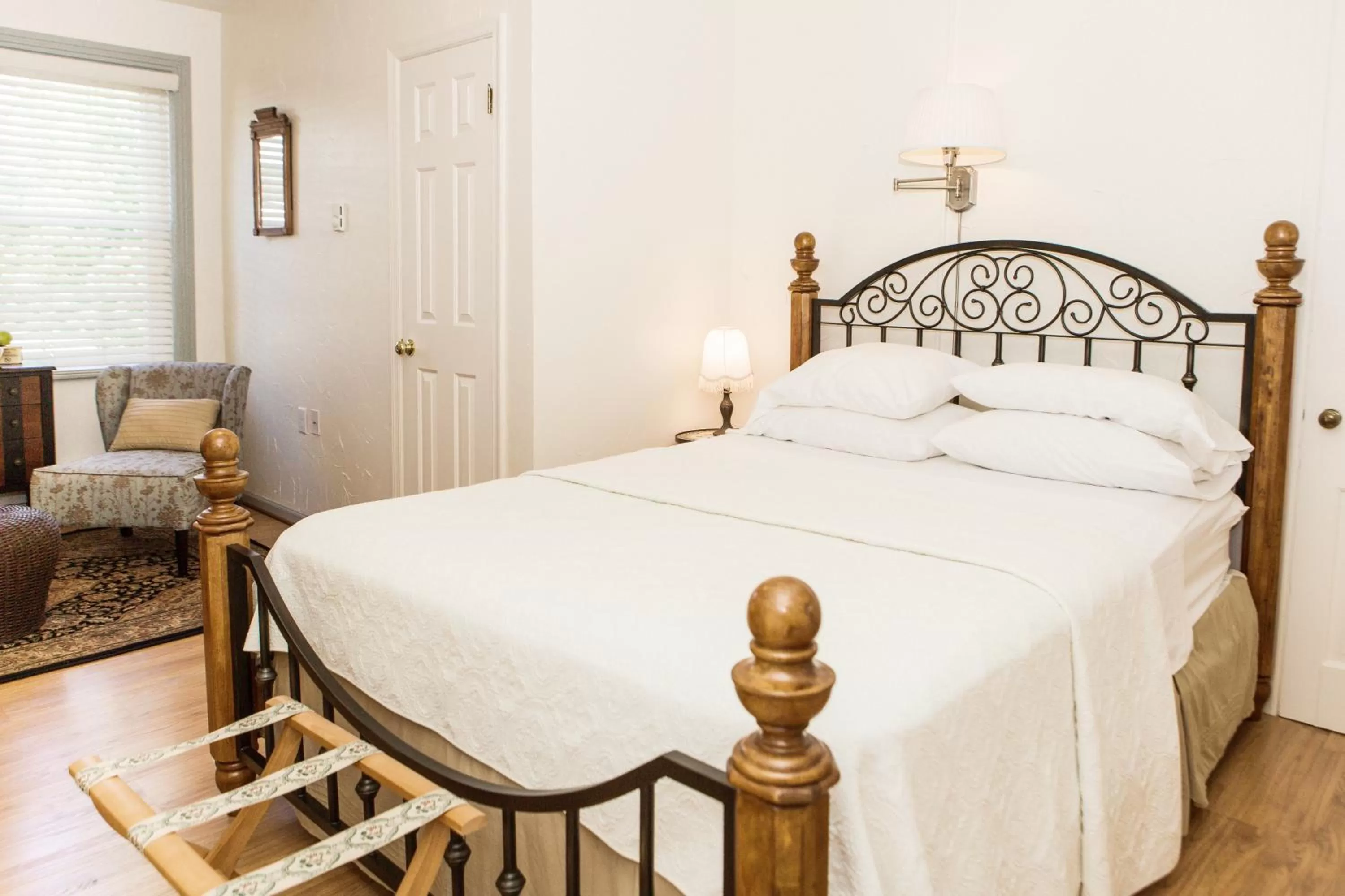 Family Suite in James Buchanan Hotel, Trademark Collection by Wyndham