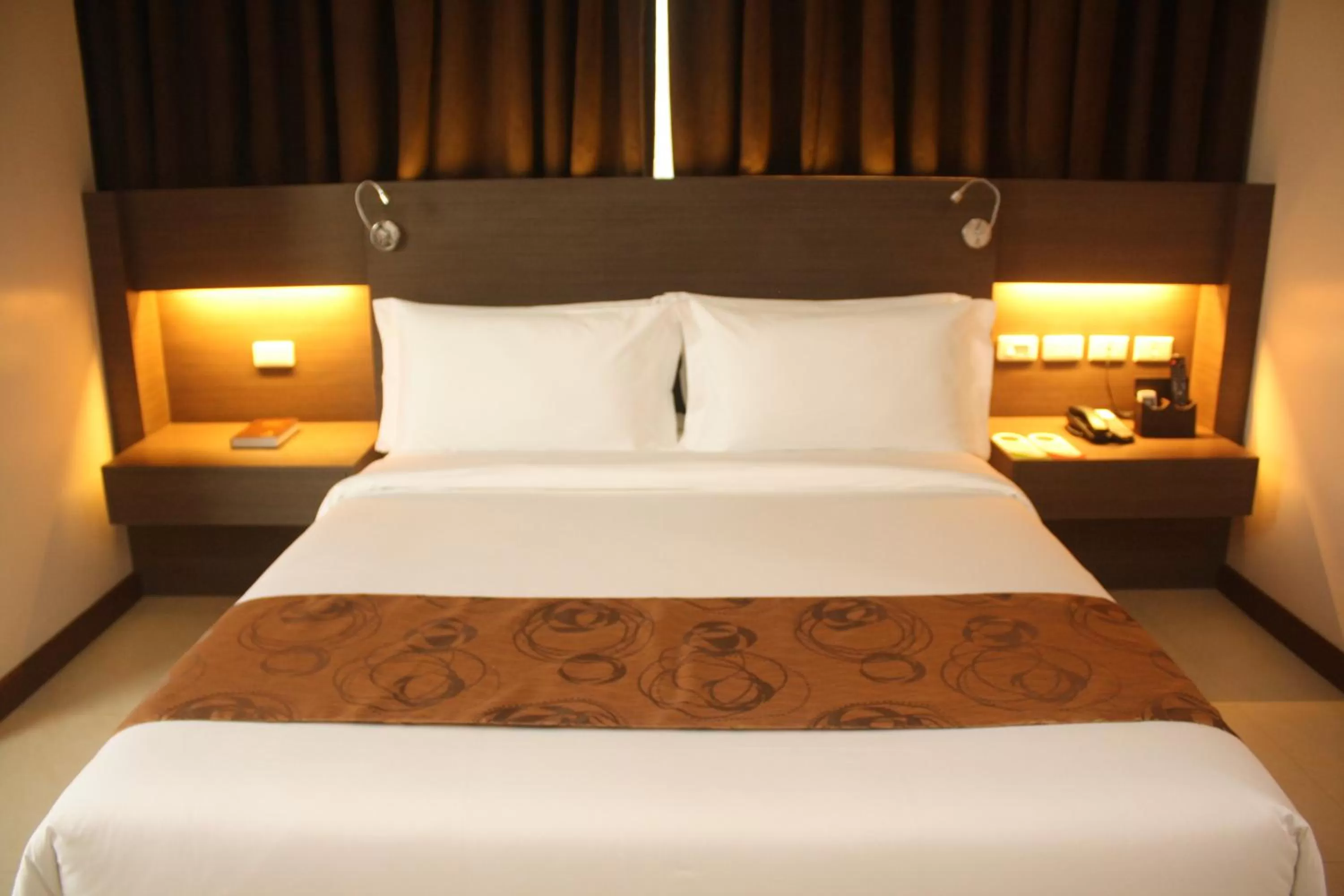 Deluxe Double Room in Kew Hotel Tagbilaran