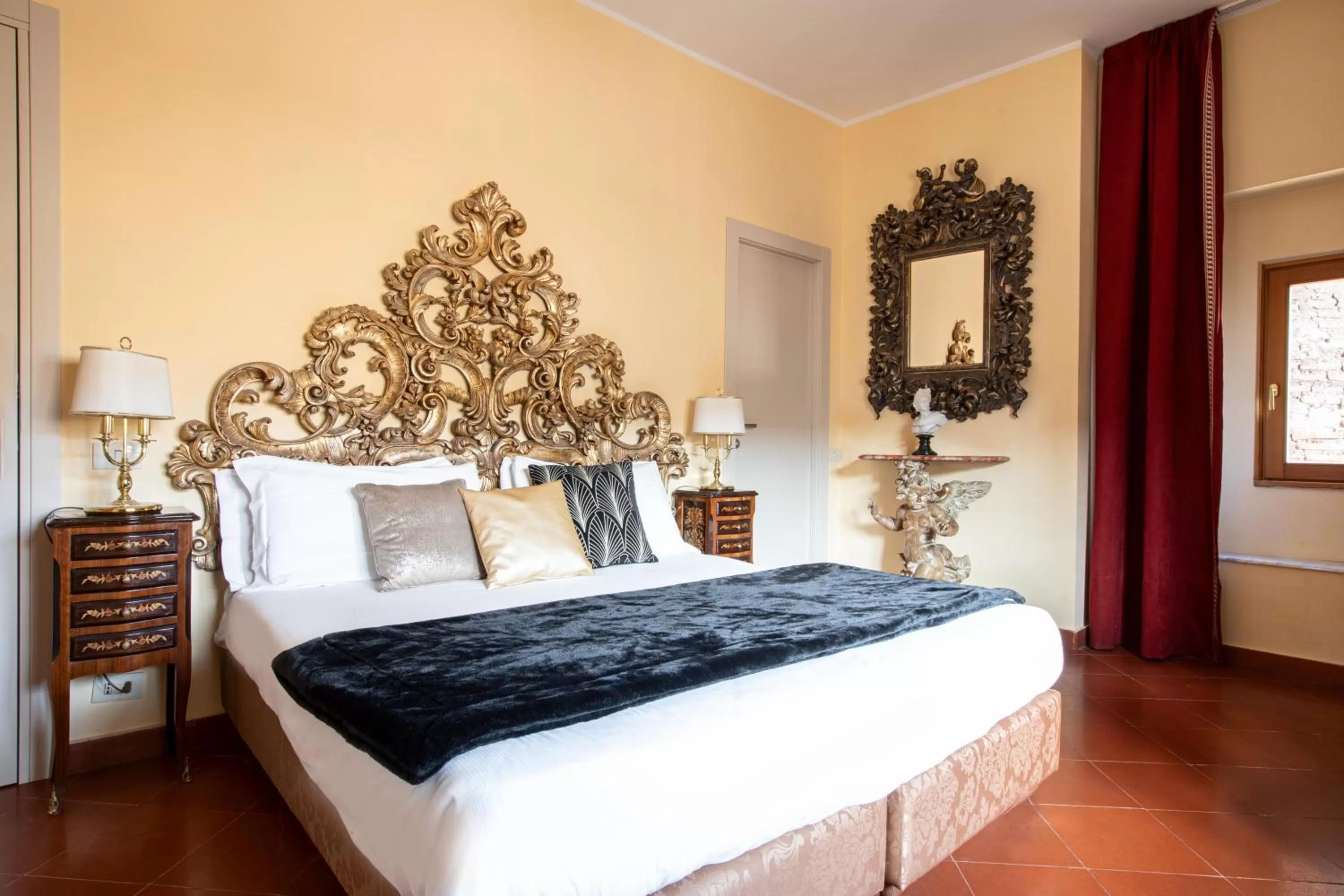 Superior Double Room in Il Monastero Collection