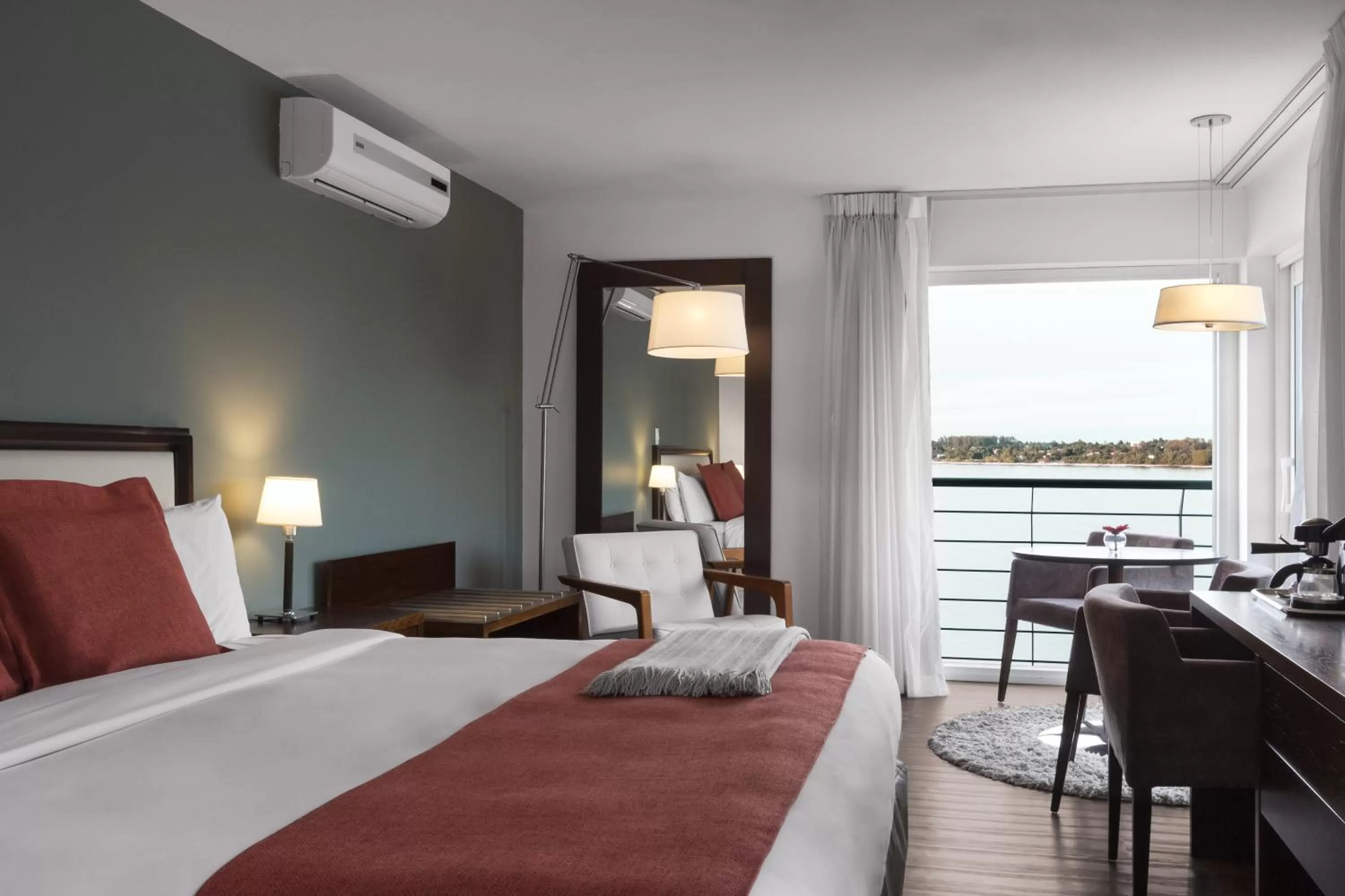 Deluxe Double Room in Radisson Hotel Colonia del Sacramento