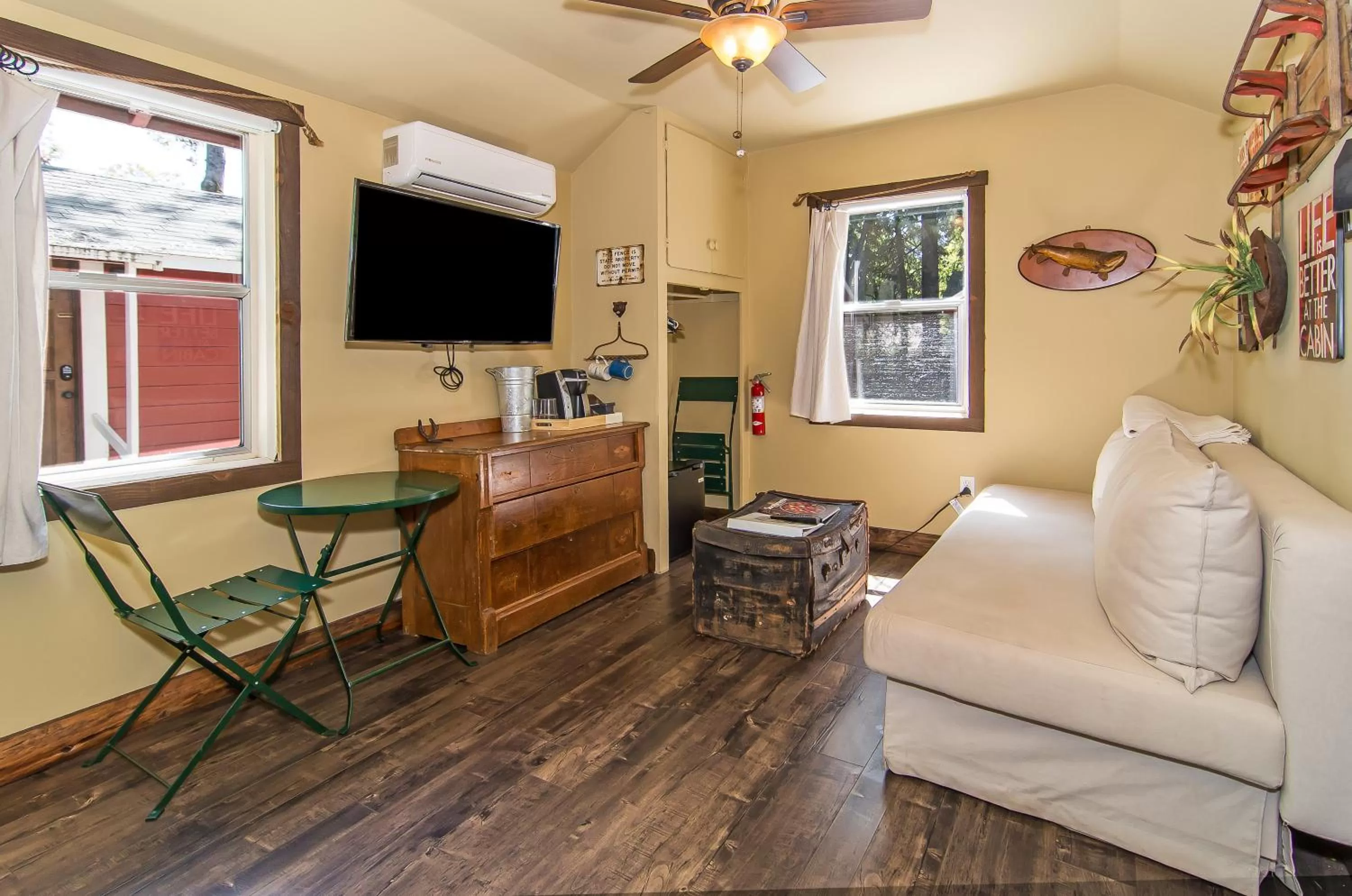 ADA Accessible Queen Studio #3 in Miner's Camp