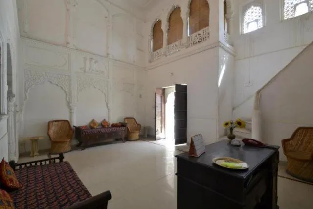 Lobby or reception, Bed in Rawla Mrignayani Palace