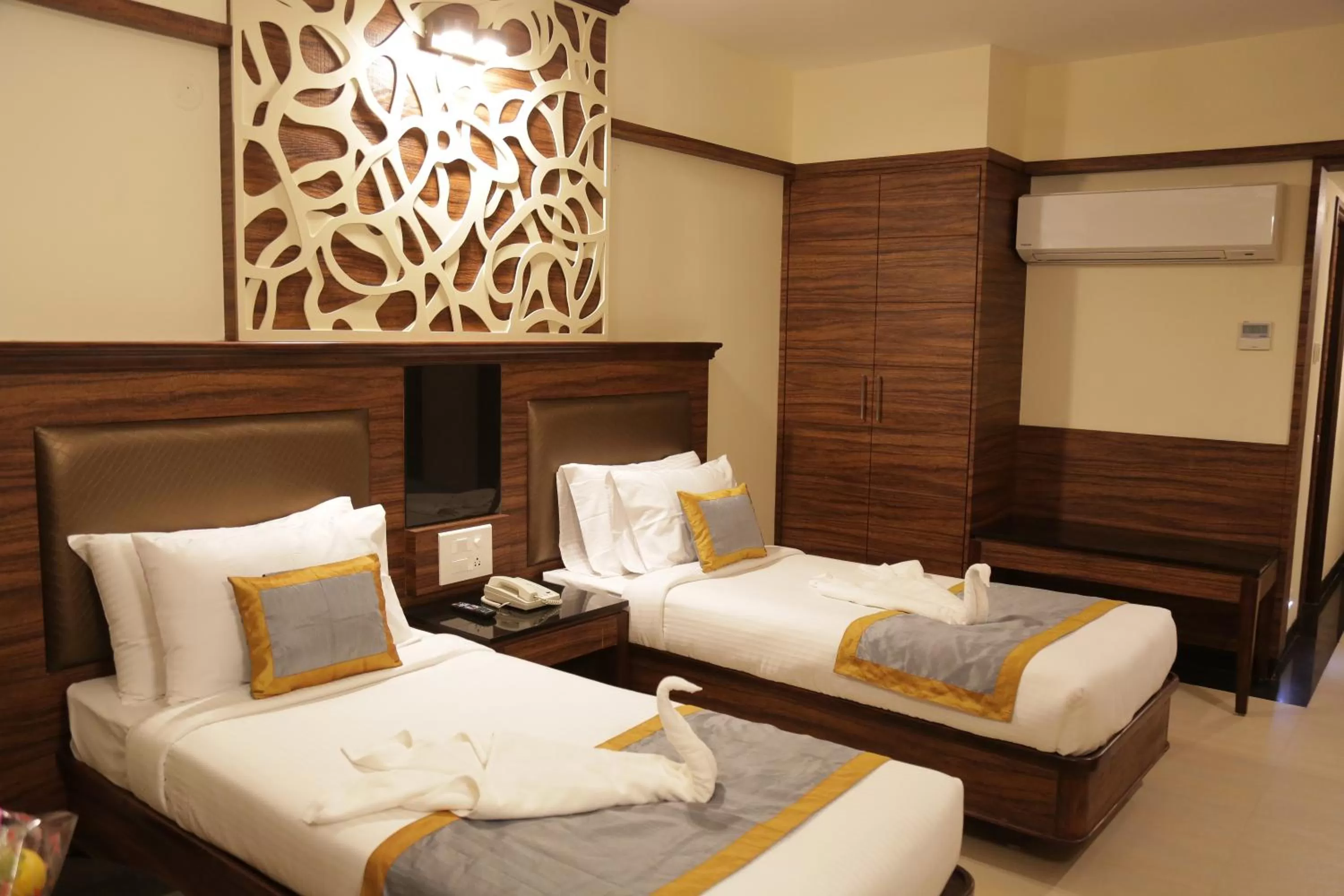 Standard Twin Room - single occupancy in Rangalaya Royal