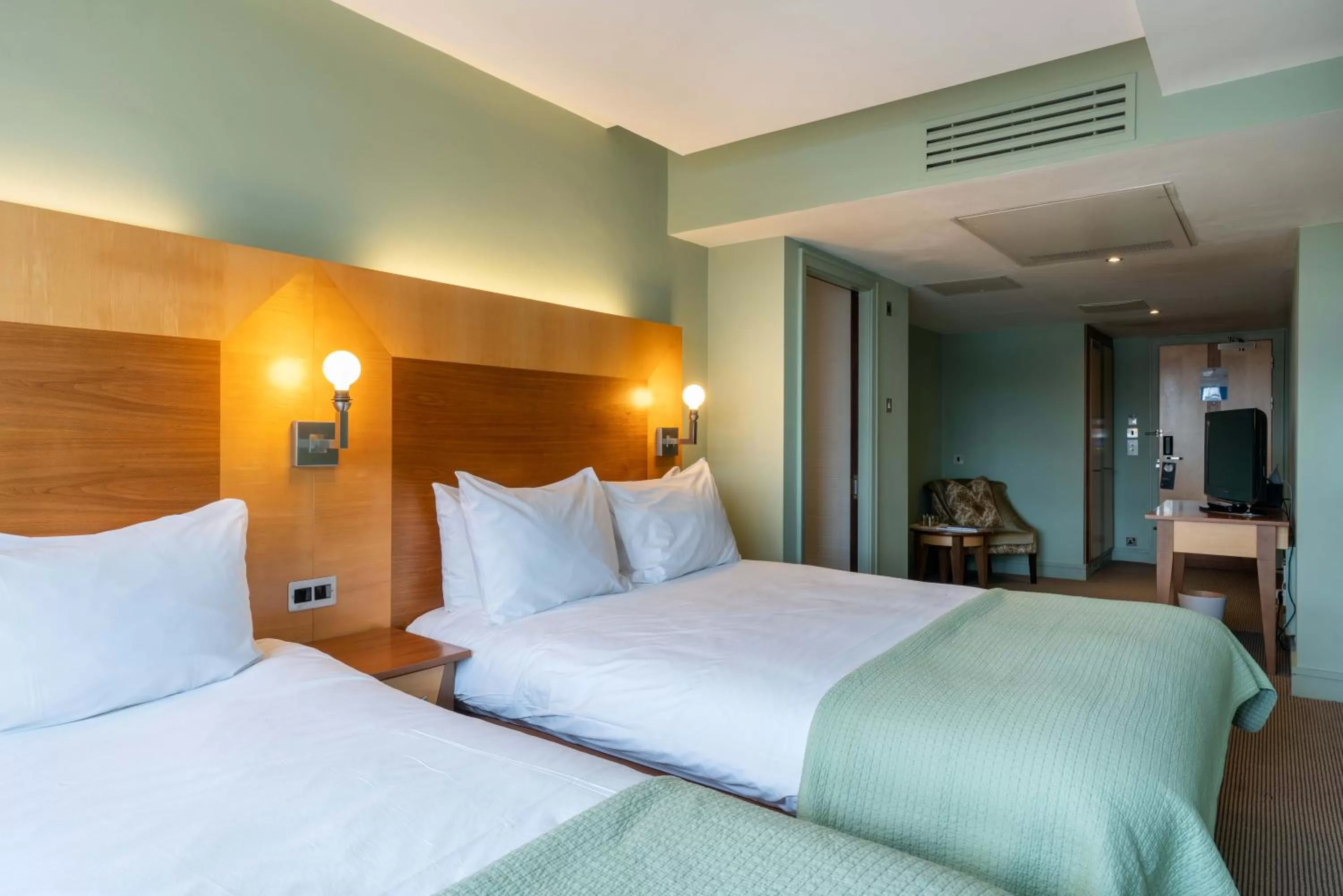 Classic Double Double in The Alan