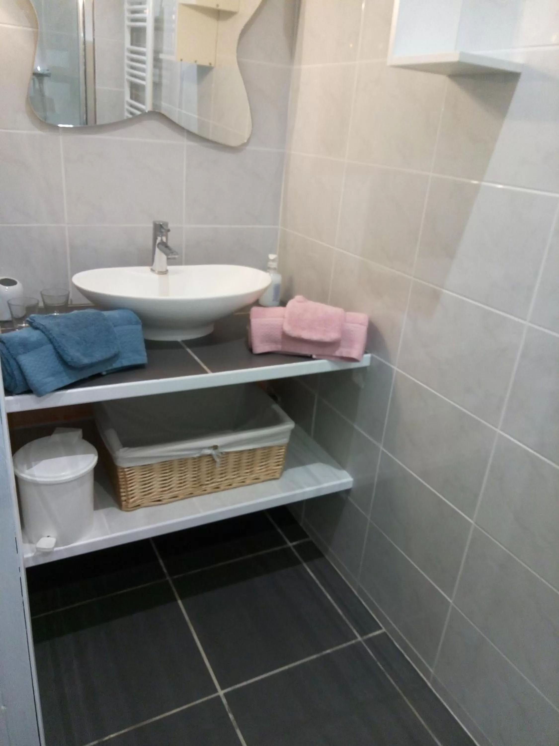 Double Room in la chambre du clos Barriant