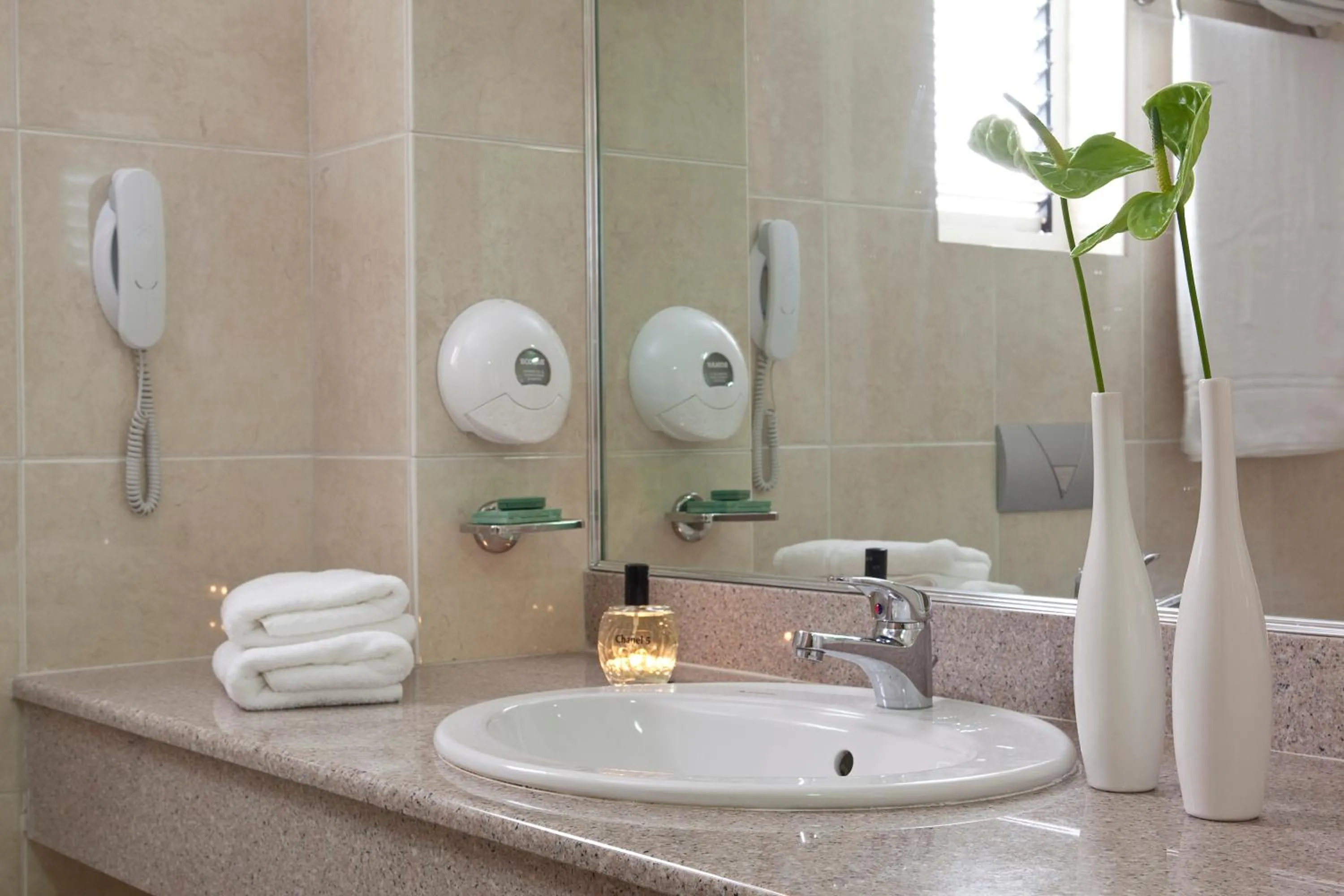 Xtra Sol Family Room in Sol Cosmopolitan Rhodes