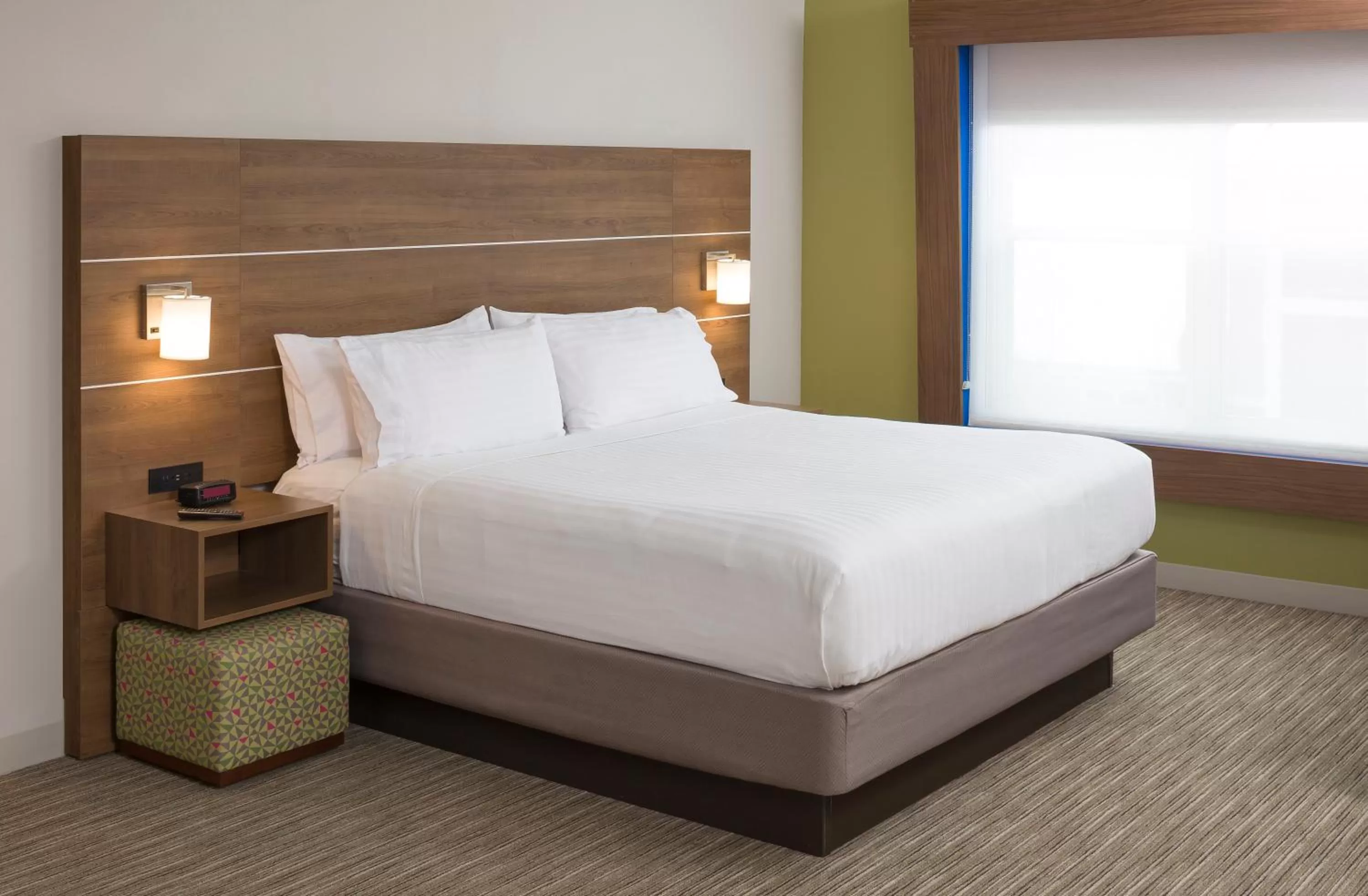 Deluxe King Suite - Non-Smoking in Holiday Inn Express Hotel & Suites White River Junction by IHG