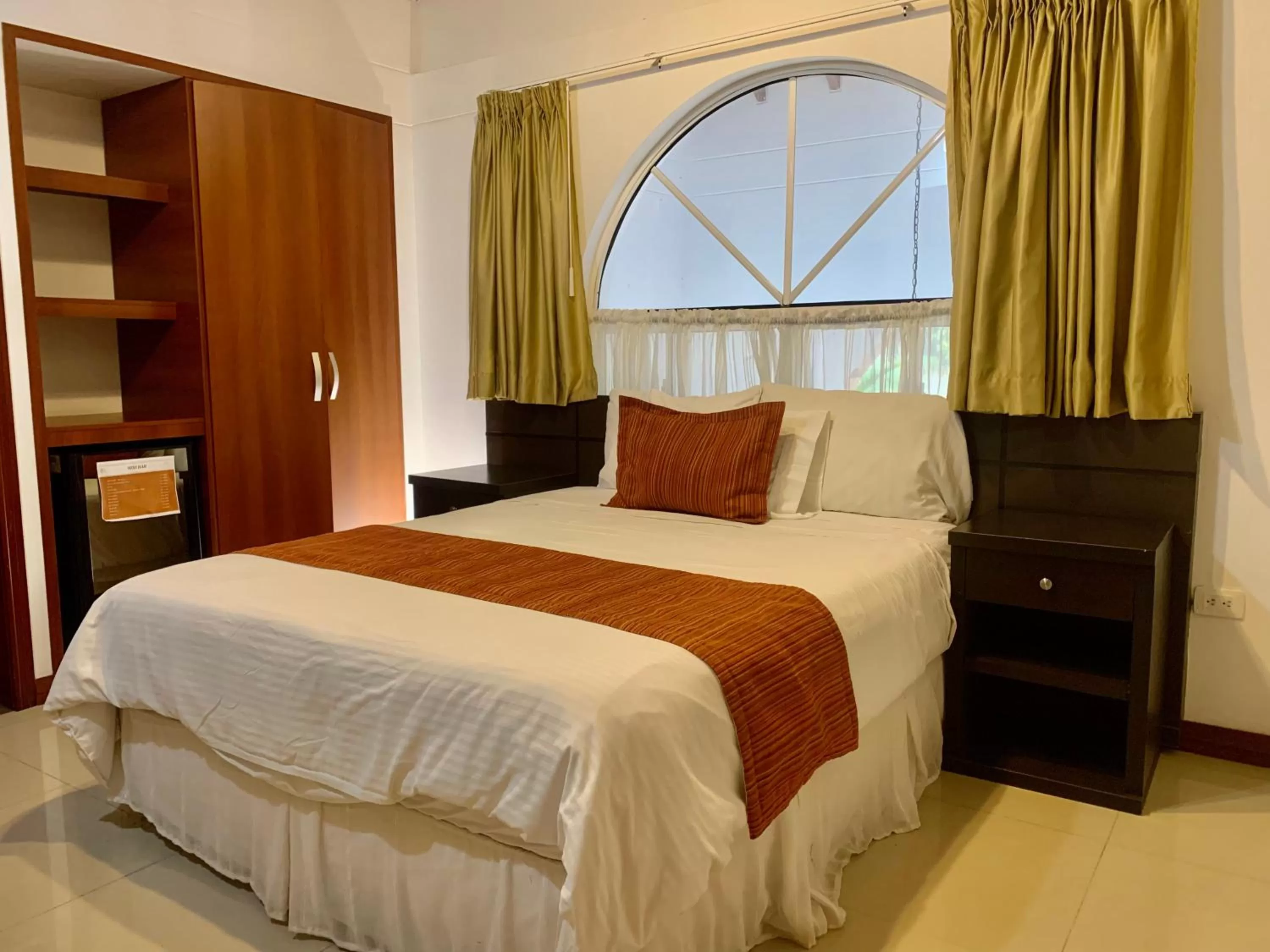 Deluxe Double Room - single occupancy in Serenity Suites Casa Boutique