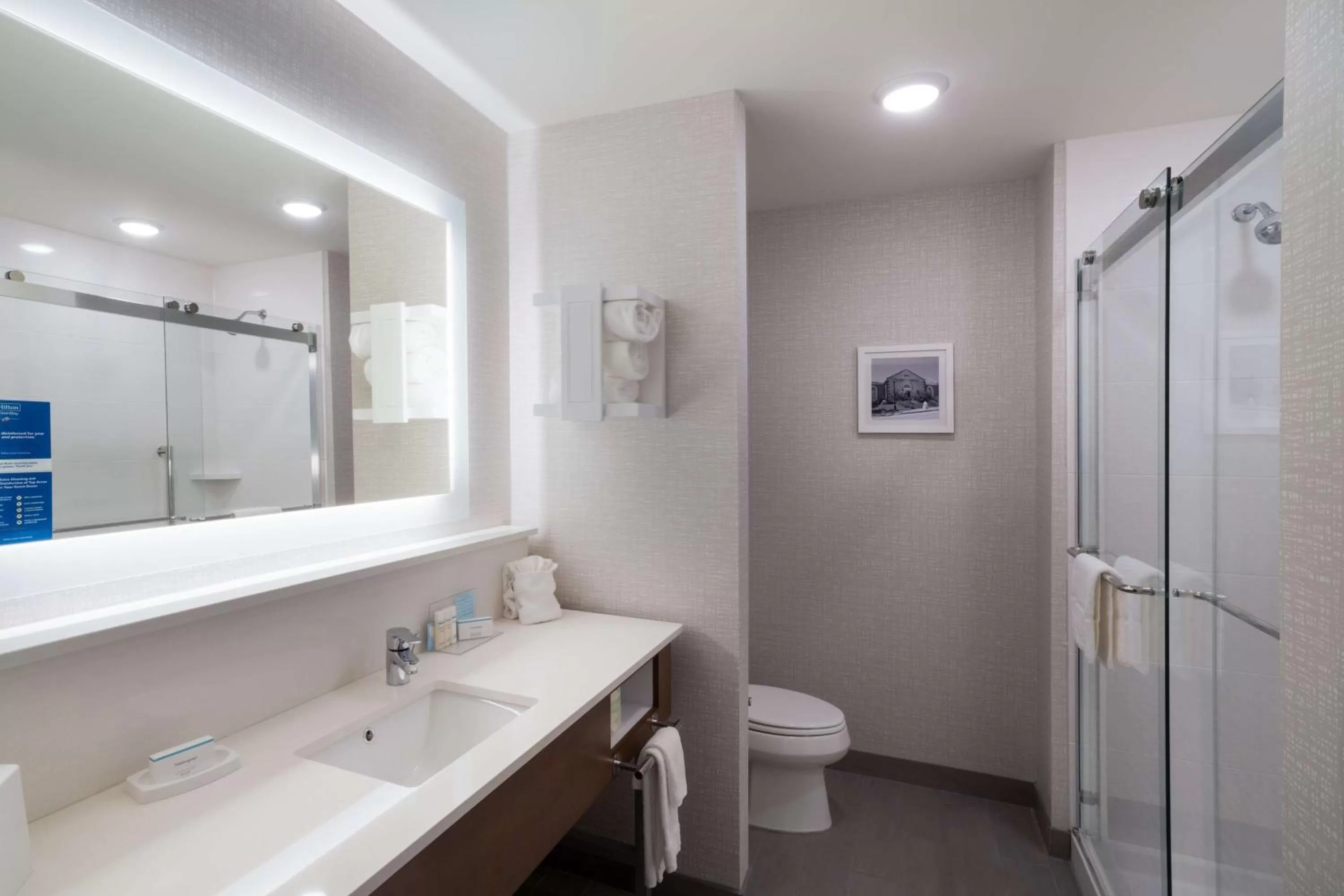 Queen Room with Two Queen Beds - Hearing Access/Non-Smoking in Hampton Inn Greer Greenville, Sc