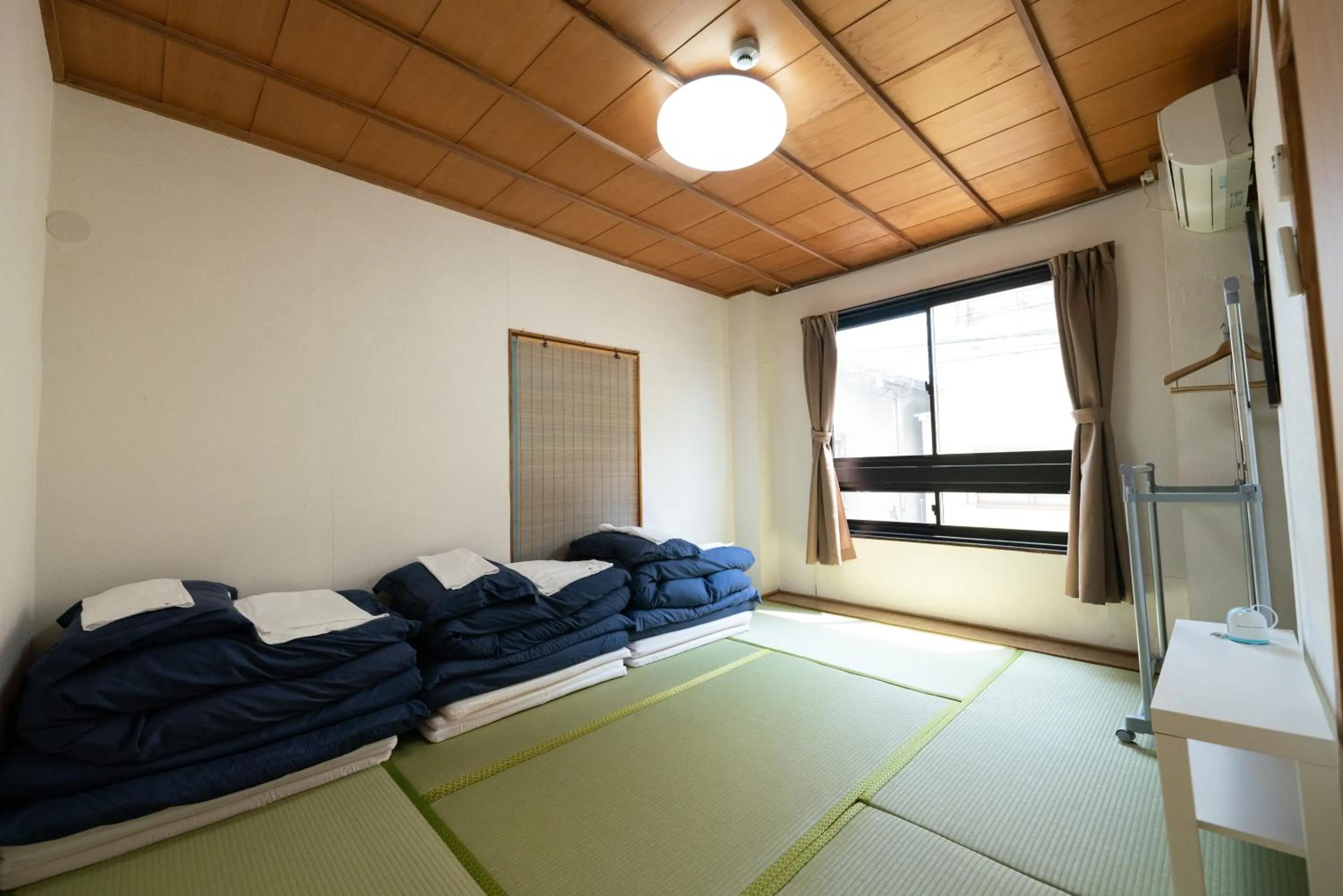 Japanese-Style Triple Room with Shared Bathroom - single occupancy in Guest House Danran