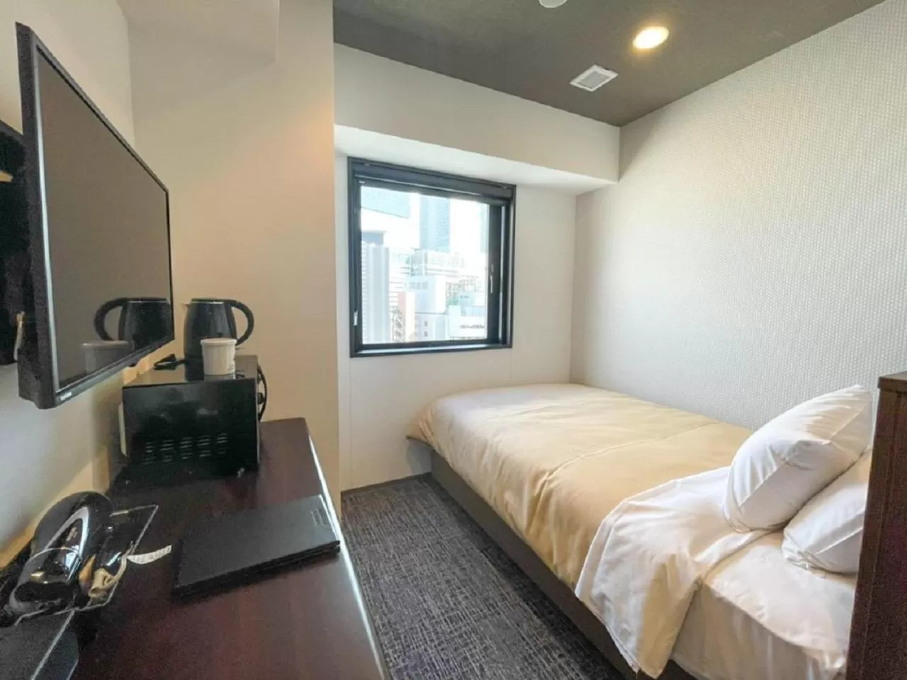Double Room with Small Double Bed - single occupancy - Smoking in HOTEL LiVEMAX BUDGET Nagoya Shinkansen-guchi
