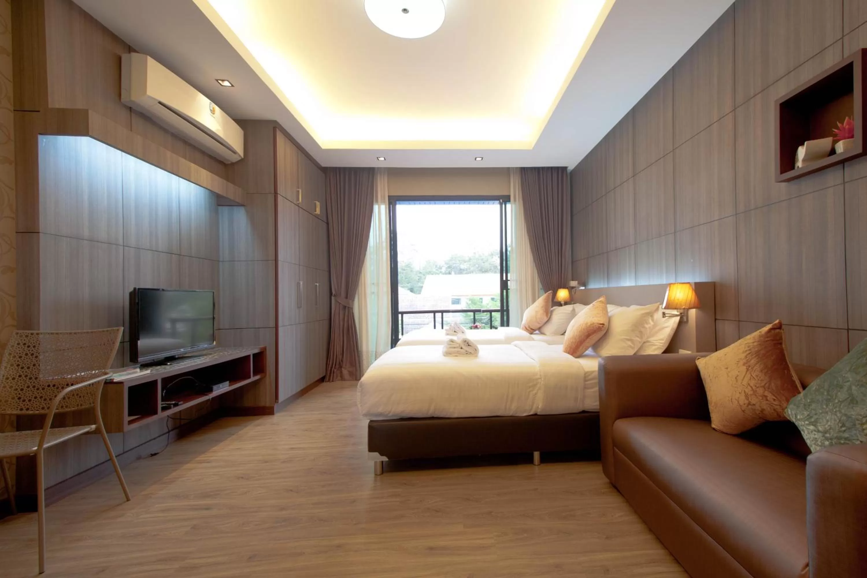 Deluxe Twin Room in Burapa Boutique