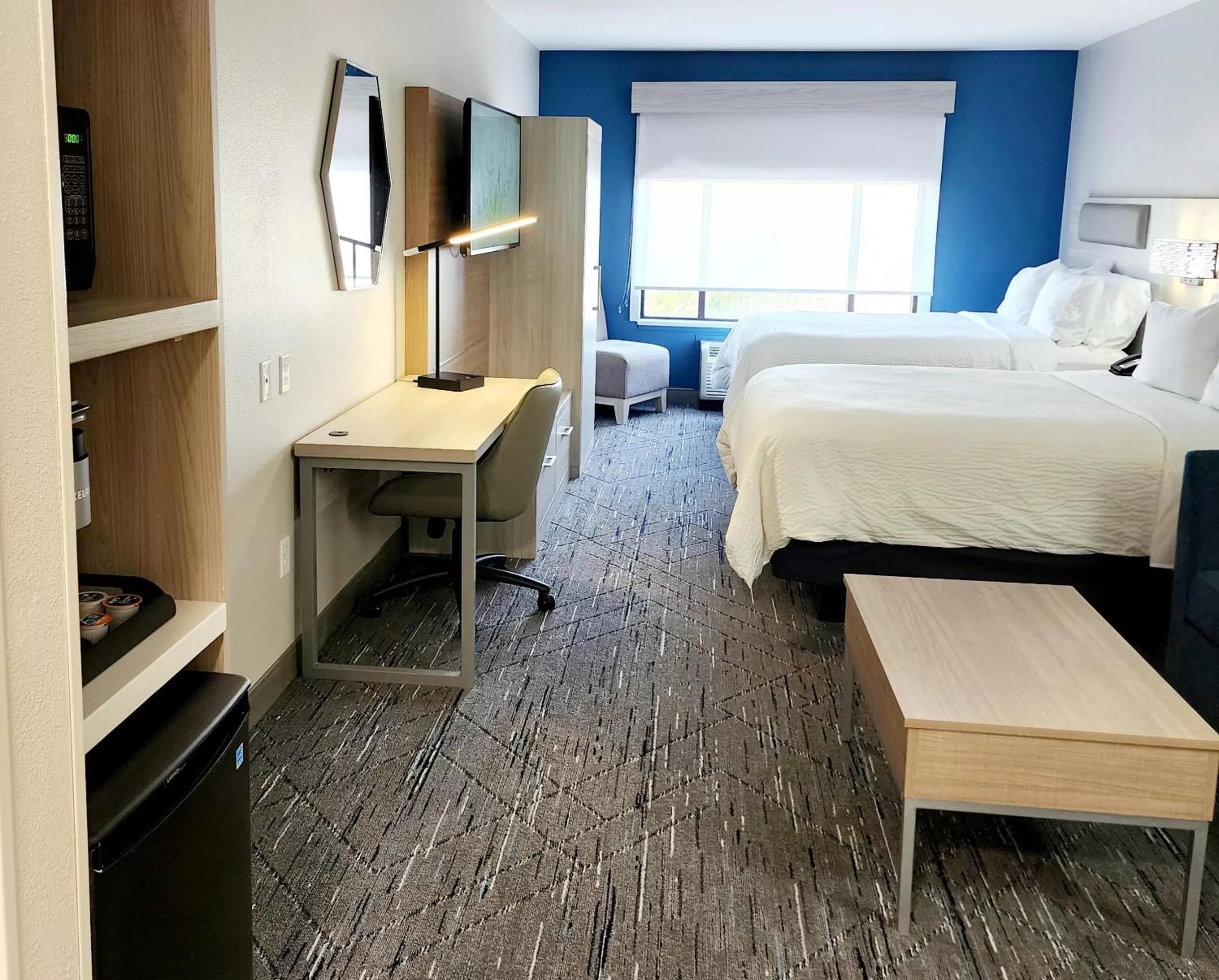 Queen Suite with Two Queen Beds in Holiday Inn Express & Suites Lexington by IHG