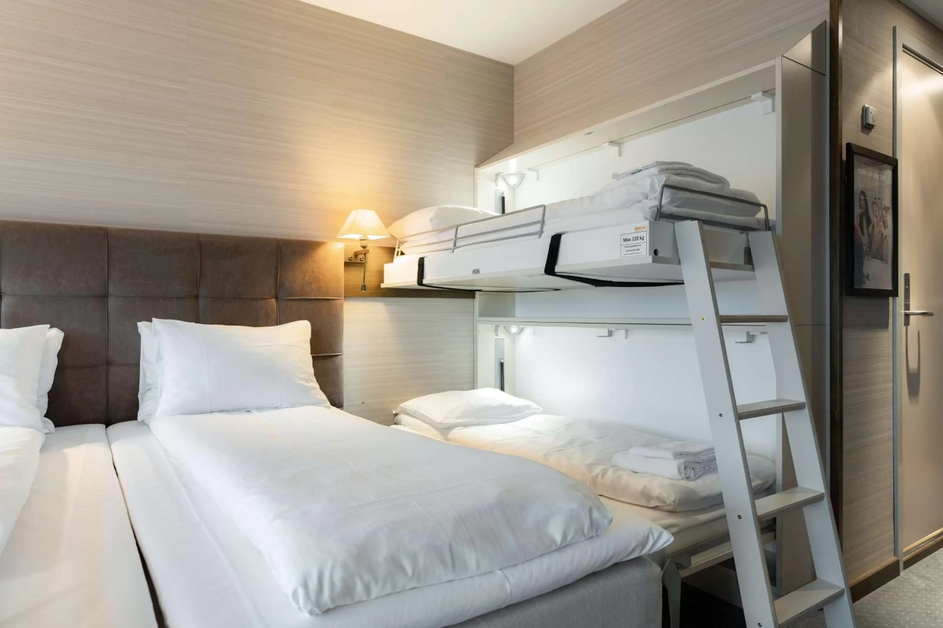 Standard Family Room  (2 adults + 2 children) in Scandic Seilet Hotel