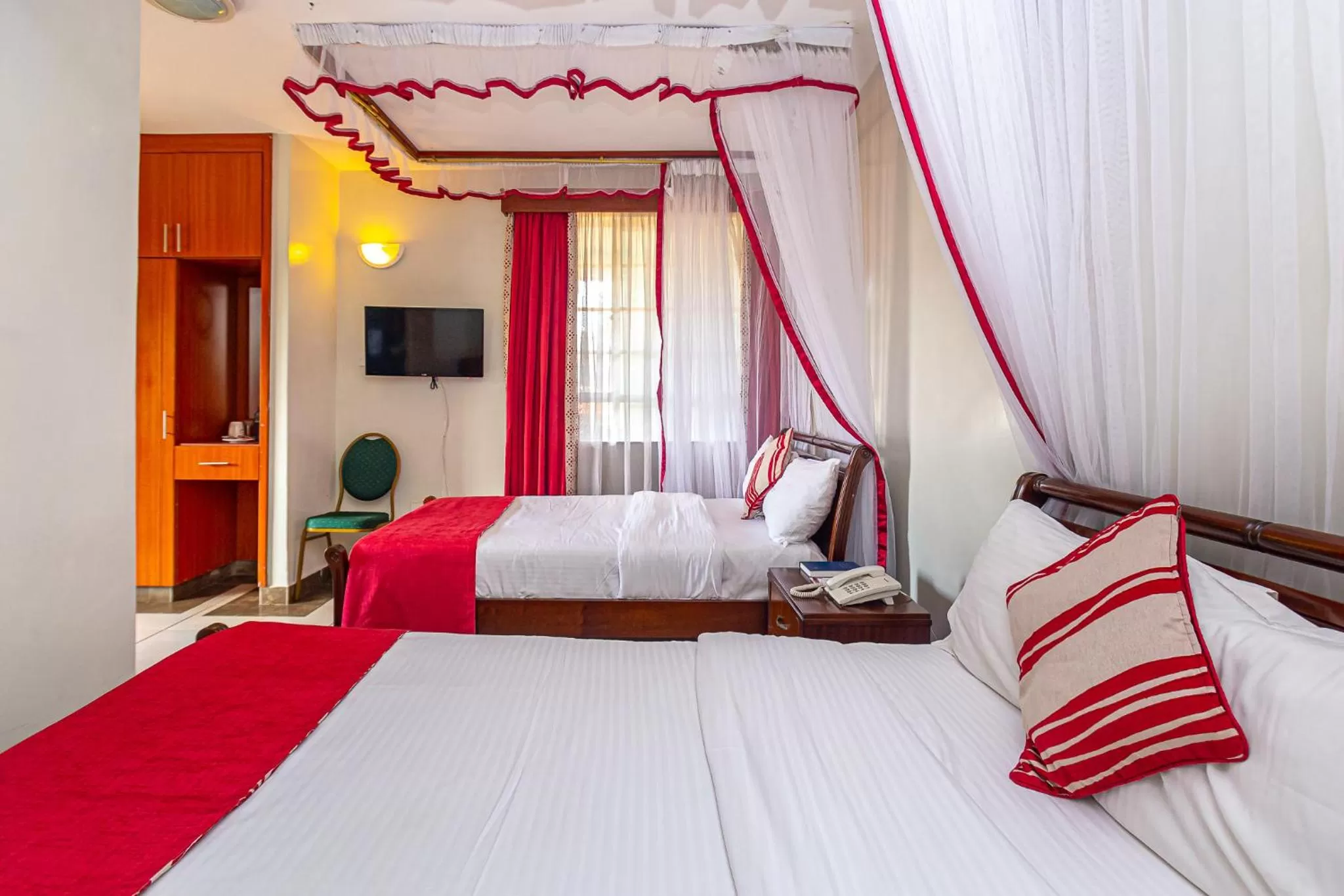 Twin Room with Balcony in Desmond Tutu Conference Centre