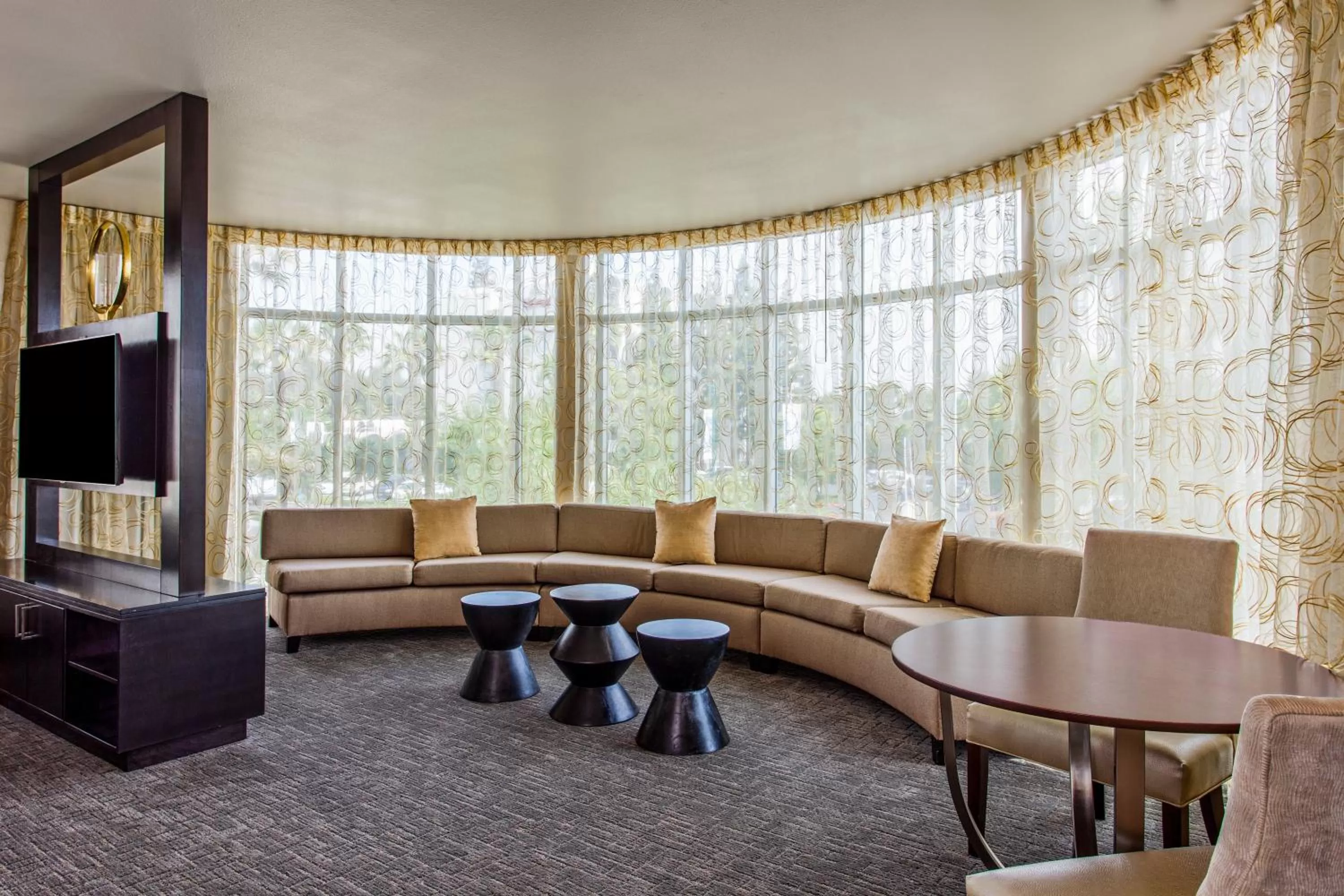 Penthouse Suite with Two Queen Beds in Holiday Inn Express & Suites Anaheim Resort Area by IHG