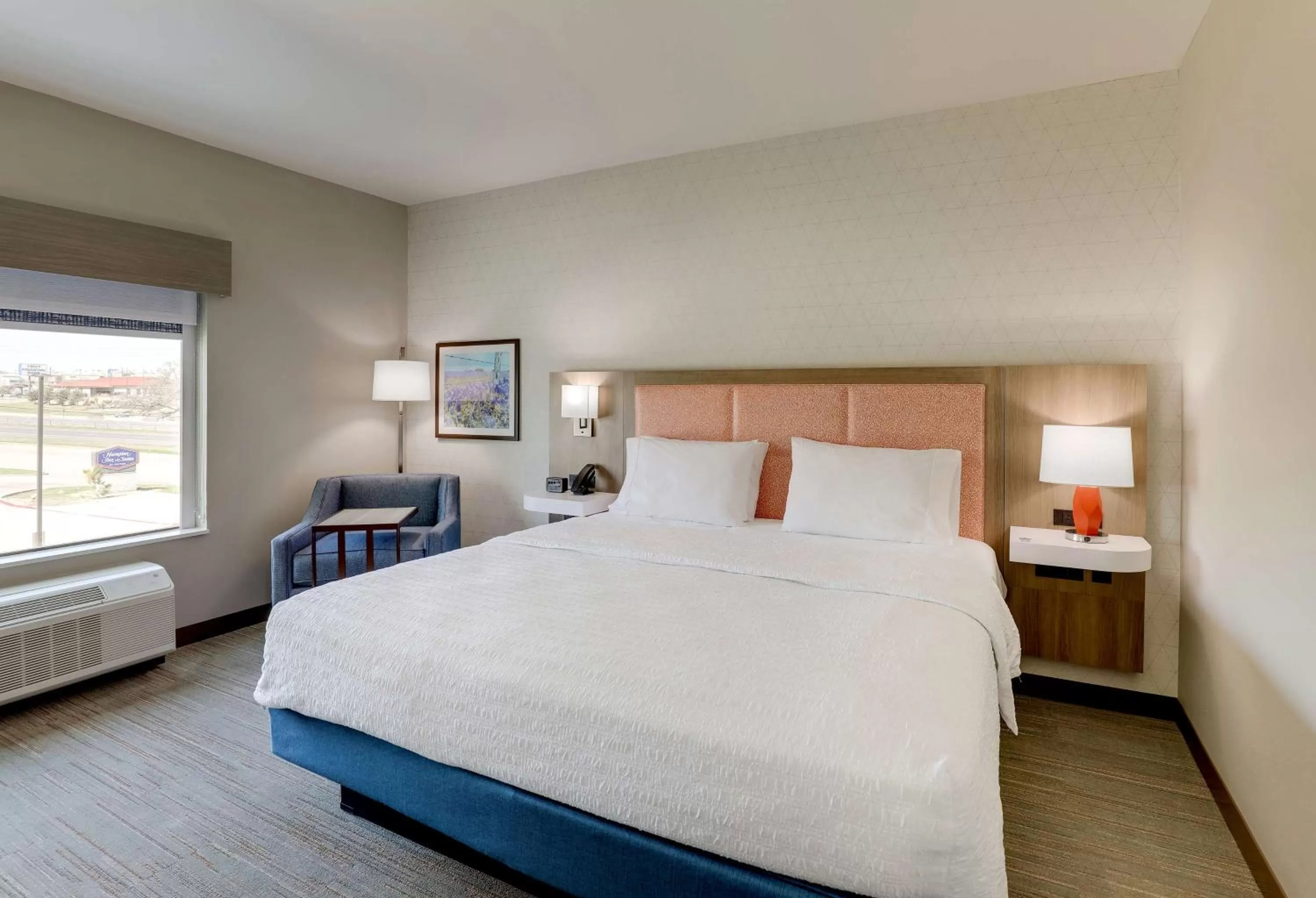 King Room - Hearing Access in Hampton Inn & Suites Weatherford, Tx