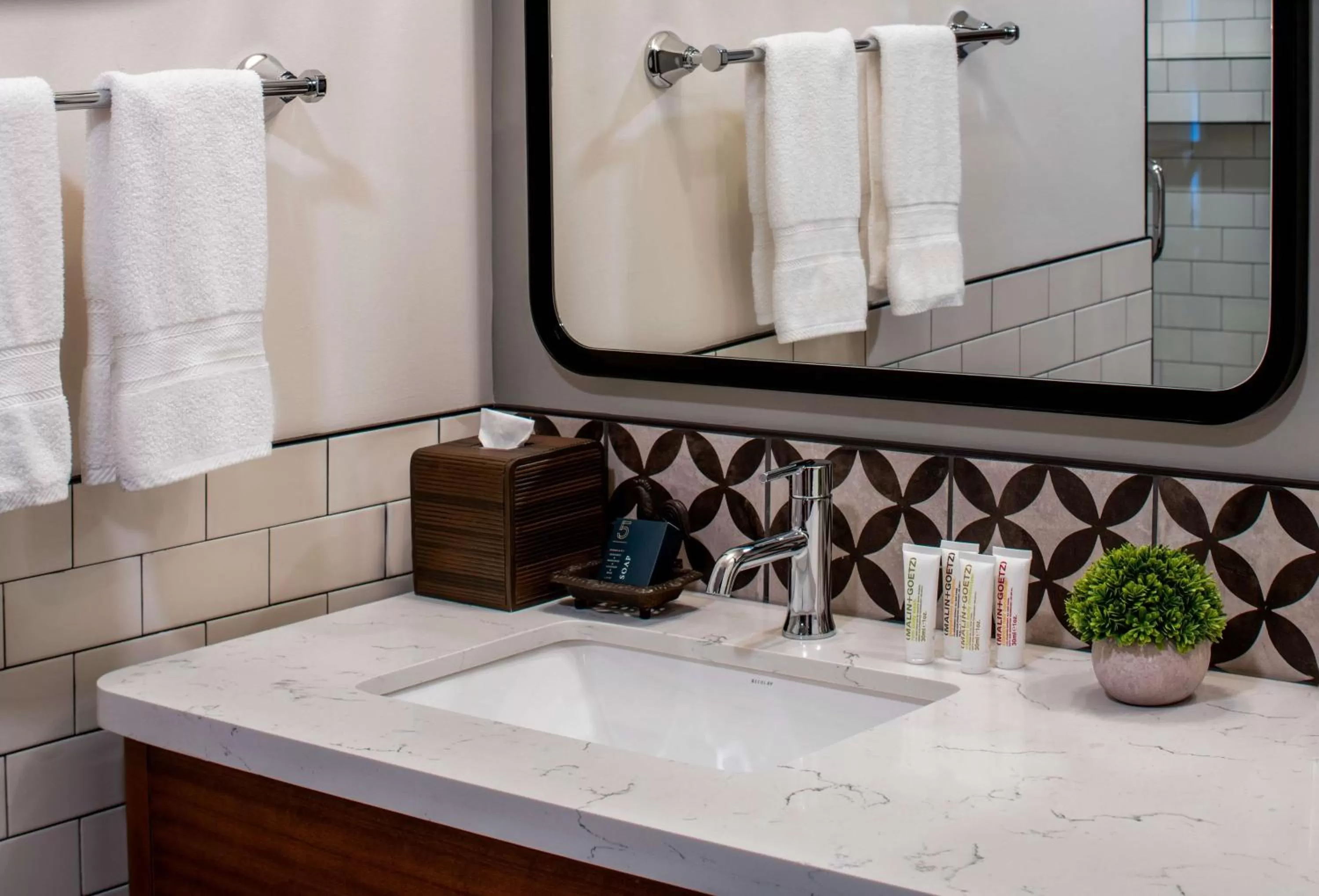 Deluxe Queen Room with Two Queen Beds in The Last Hotel