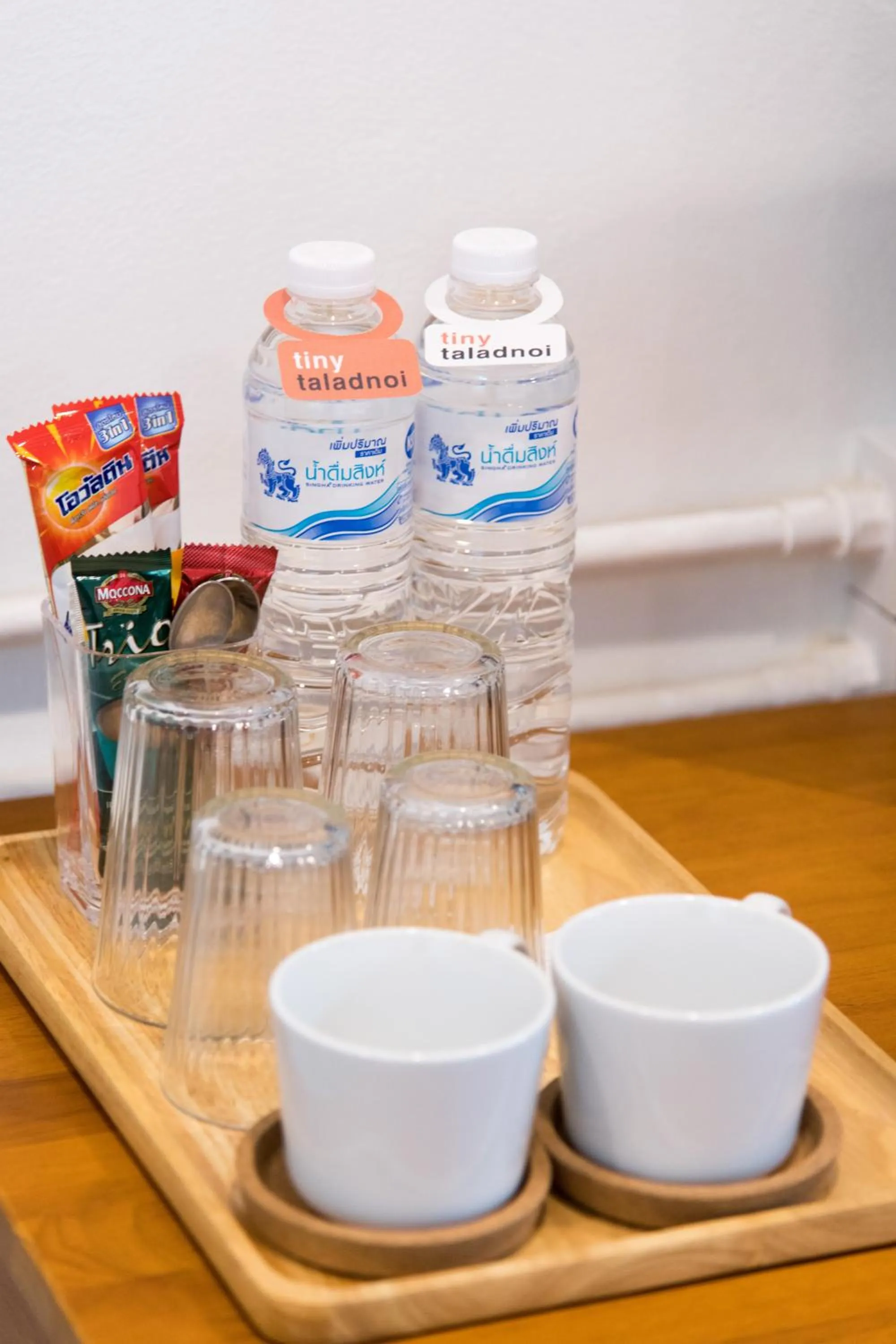 Double Room with Shared Bathroom in Tiny Taladnoi Hostel