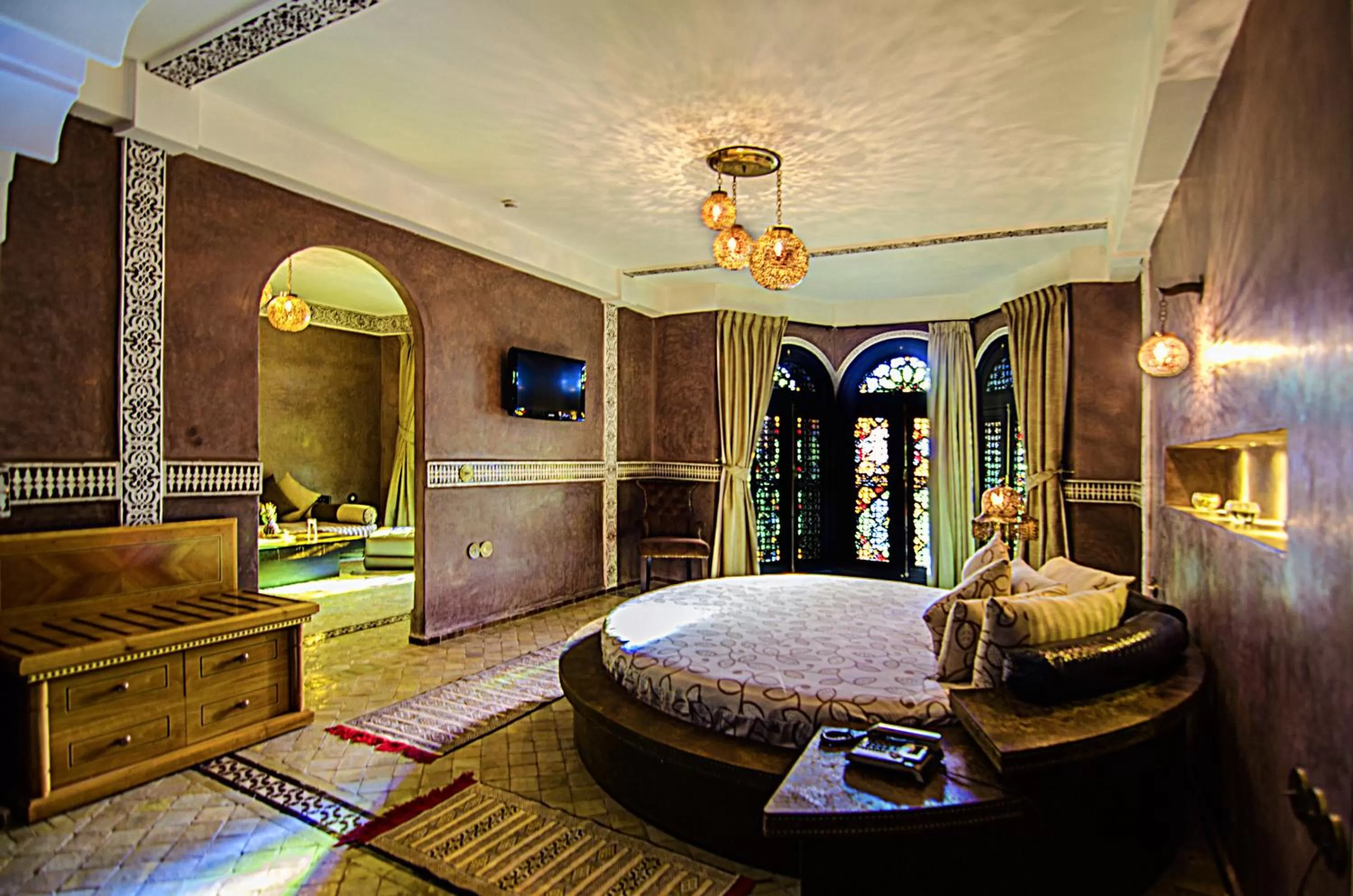 Ambassador Suite with Hot Tub in Palais Ommeyad Suites & Spa