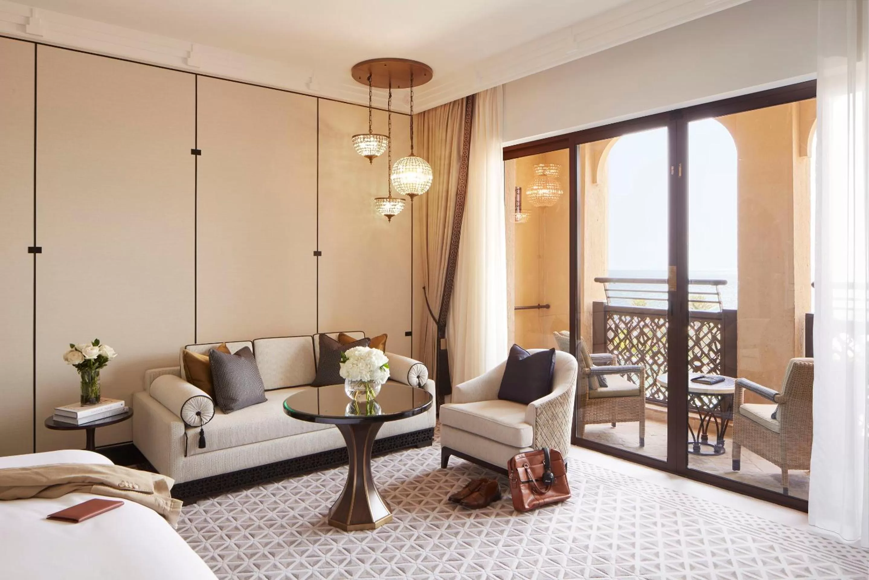 Ocean View Club Room – Club benefits & Wild Wadi Waterpark™ Access in Jumeirah Mina Al Salam Dubai