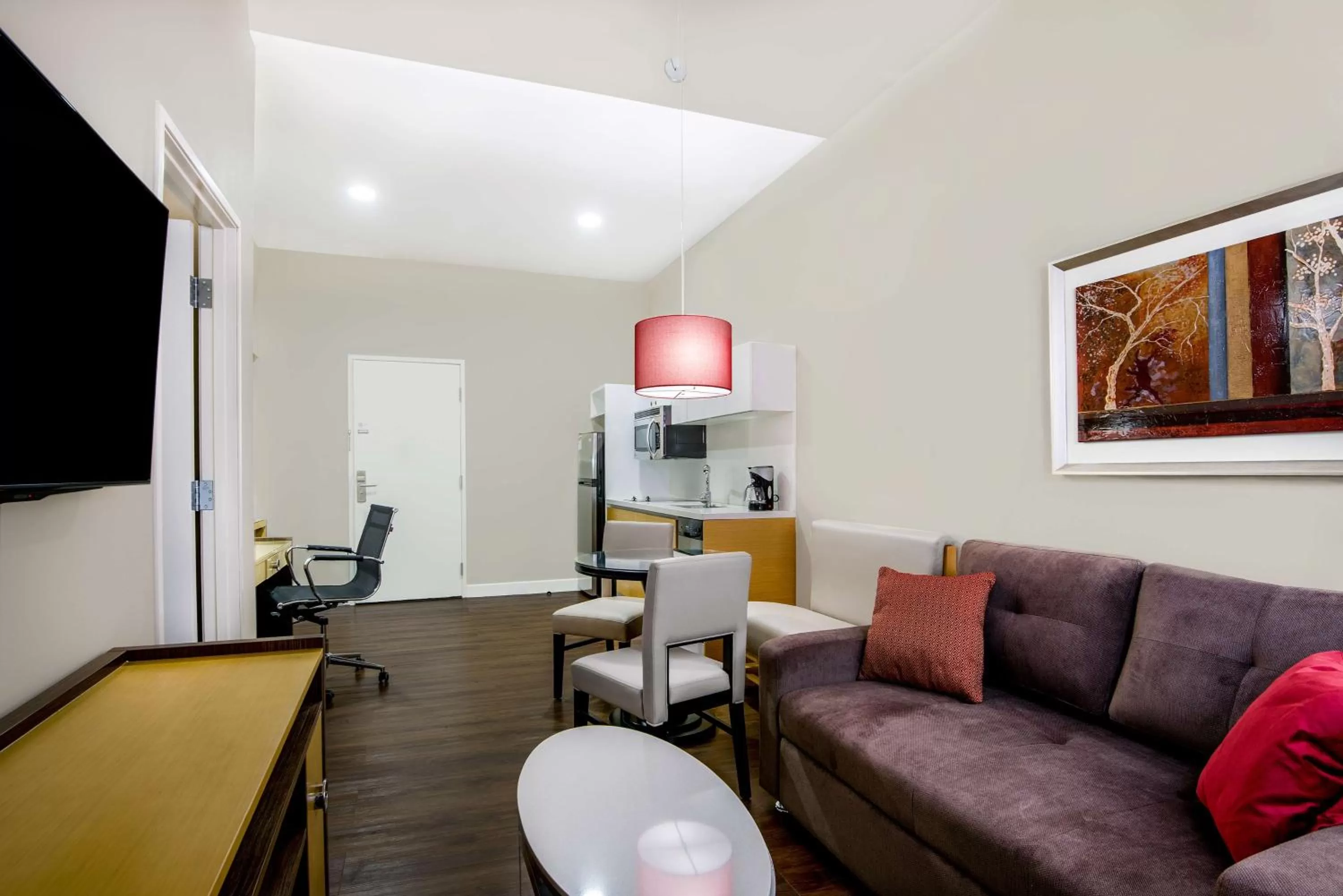 Deluxe King Room with Roll In Shower - Mobility/Hearing Accessible - Non-Smoking in Hawthorn Extended Stay by Wyndham McAllen