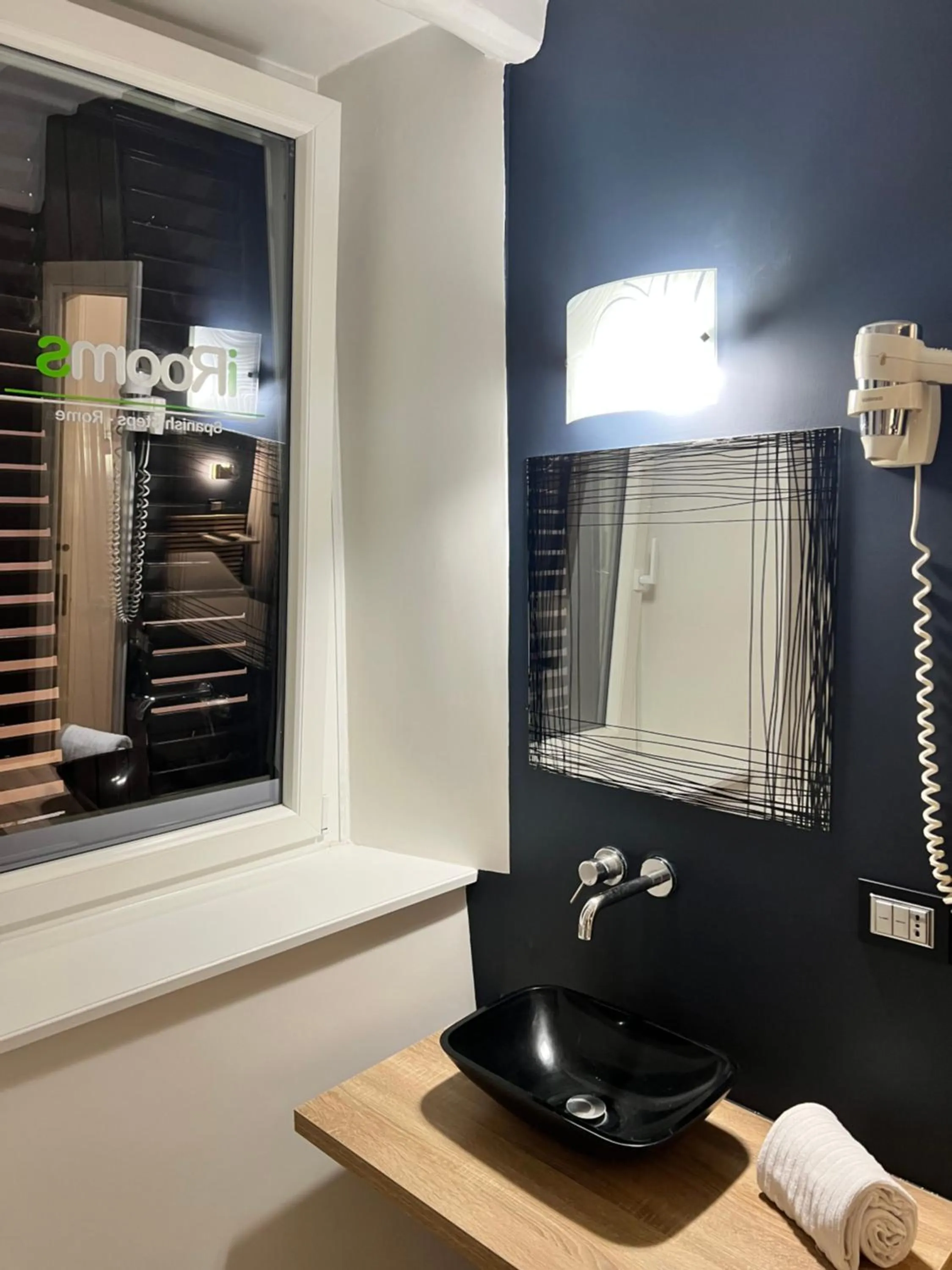 Double Room in iRooms - Spanish Steps