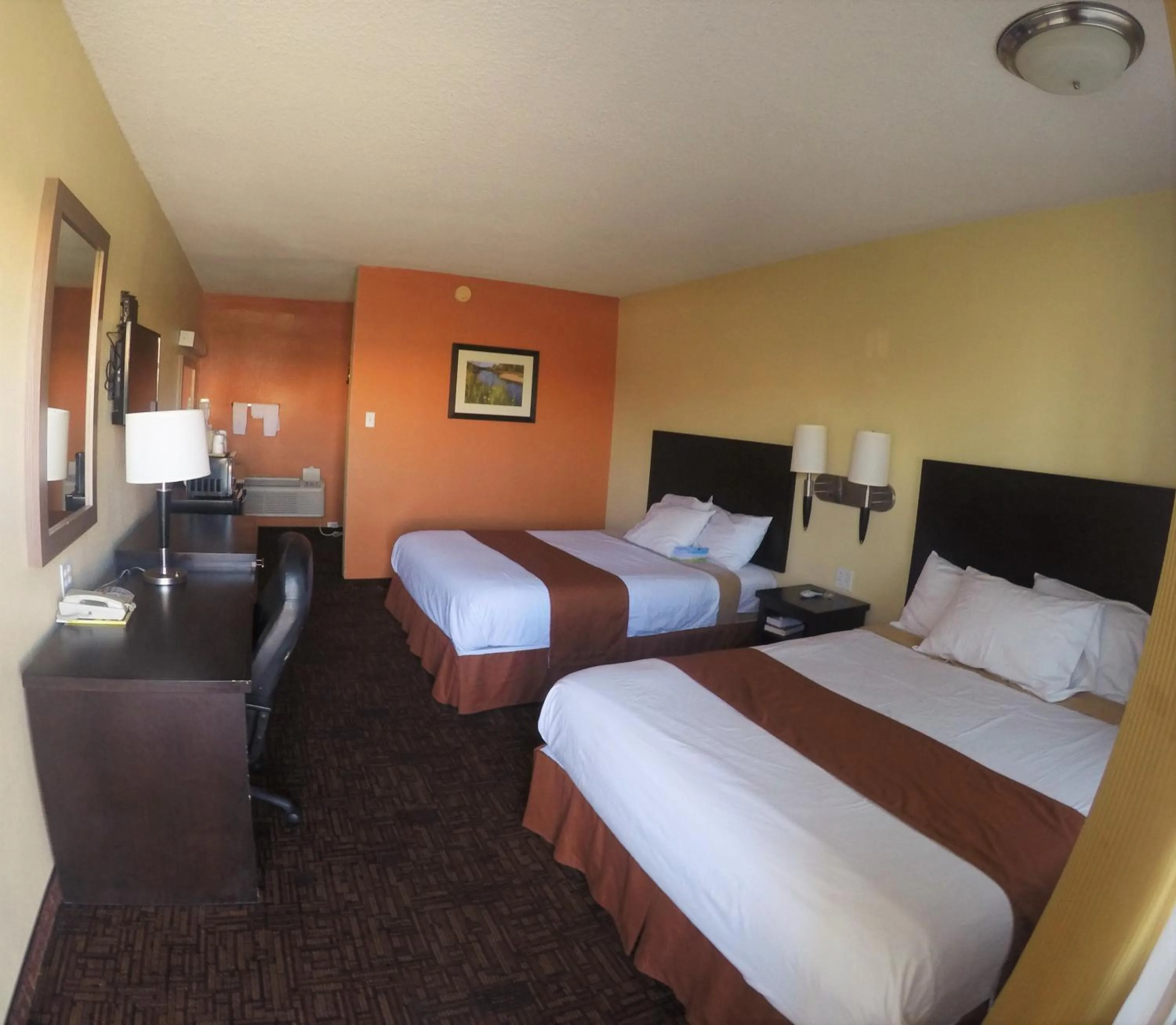 Queen Room with Two Queen Beds - Non-Smoking in Americas Best Value Inn Blythe CA