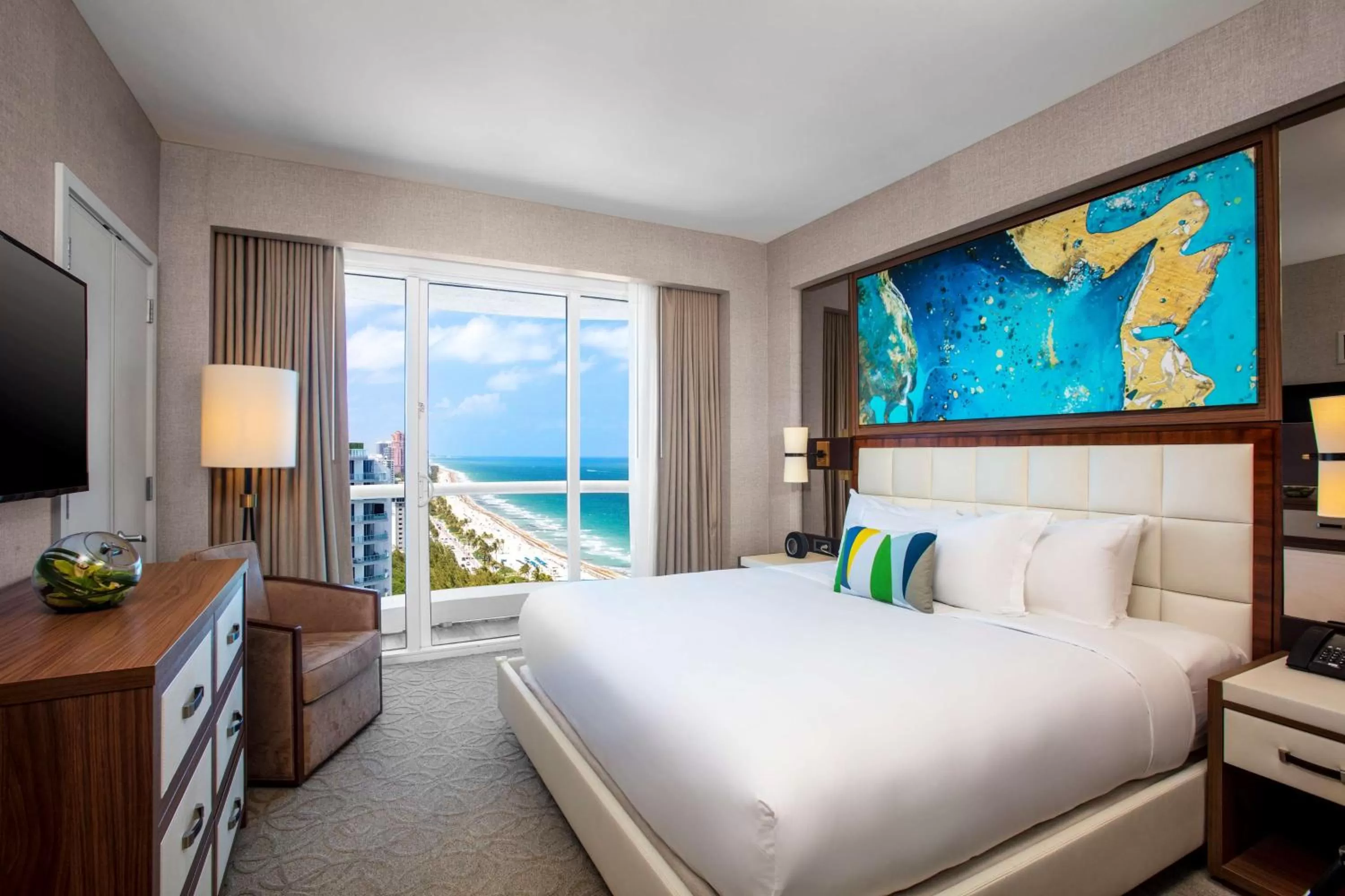 One-Bedroom Suite with Partial Ocean View - Hearing Access in Conrad Fort Lauderdale Beach