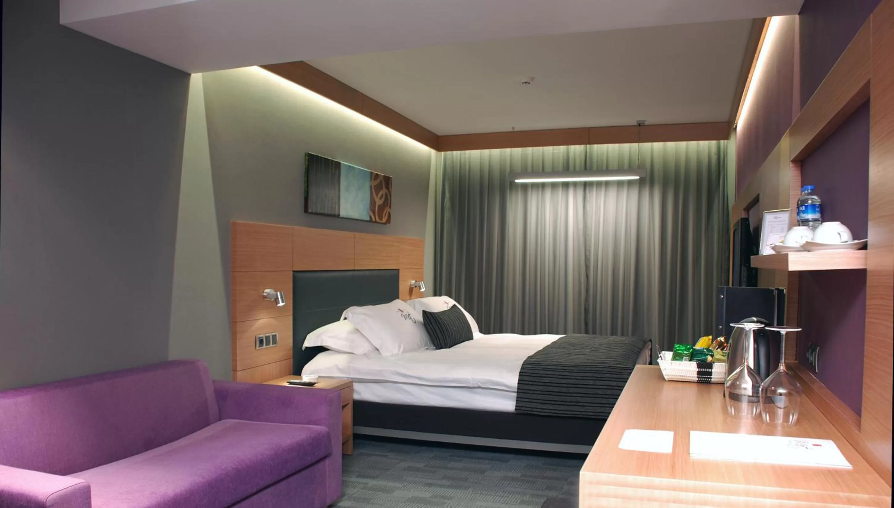 Met Hotel