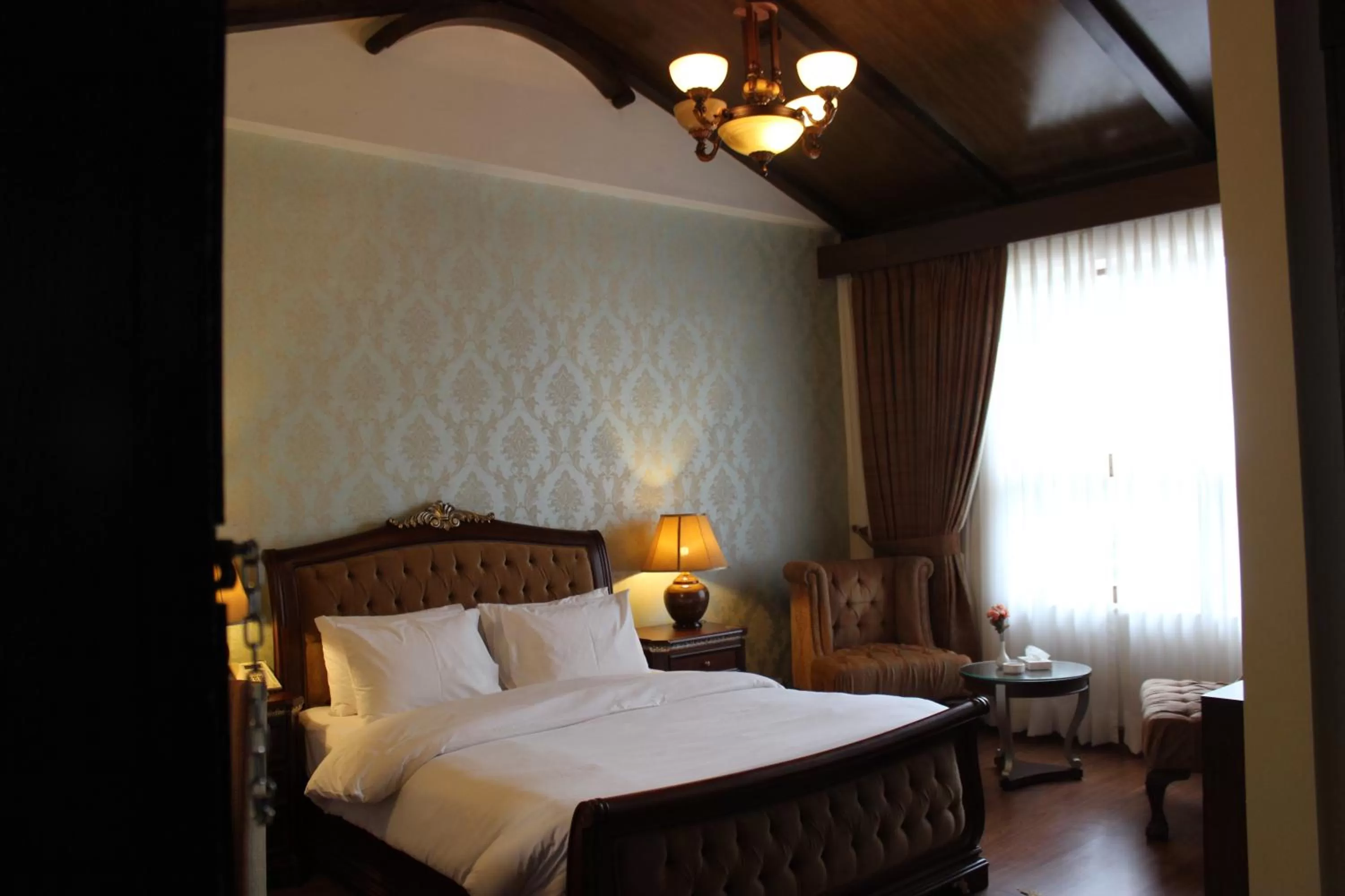 Executive Junior Suite - single occupancy in S Chalet Islamabad